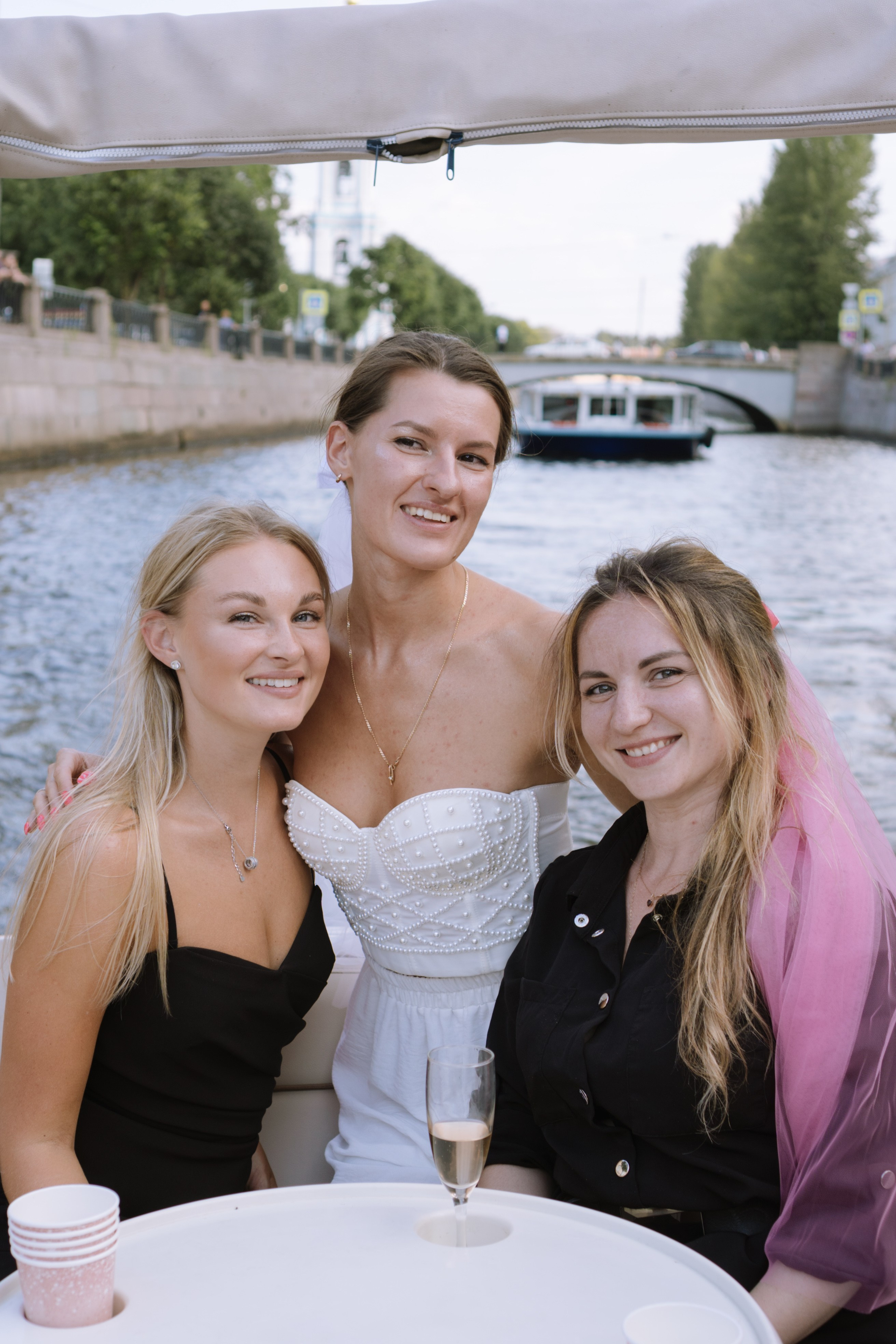 ДЕВИЧНИК НА КАТЕРЕ. Профессиональный фотограф, Санкт-Петербург — Виктория Богомолова