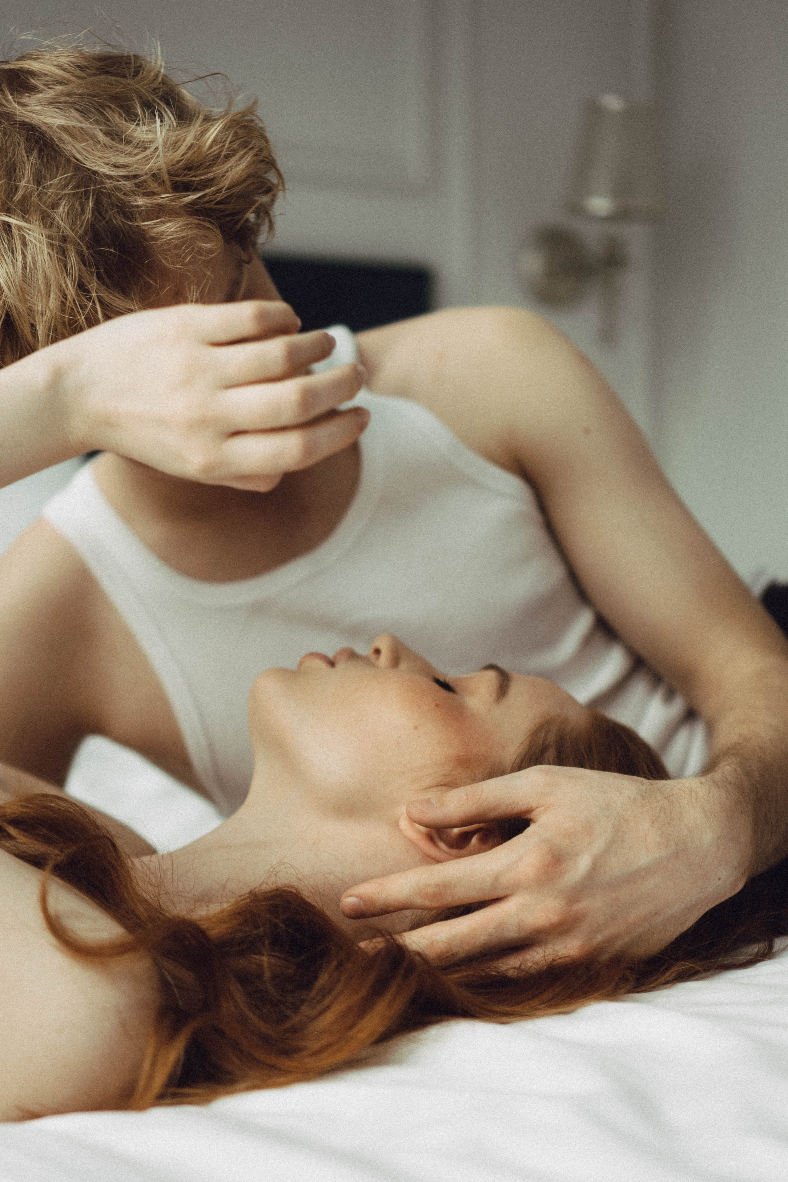 СВАДЕБНАЯ СЬЕМКА В ОТЕЛЕ. СБОРЫ ЖЕНИХА И НЕВЕСТЫ И ТАКЖЕ ТОР И ПОДГОТОВКА К ПРОГУЛКЕ. Профессиональный фотограф, Санкт-Петербург — Виктория Богомолова