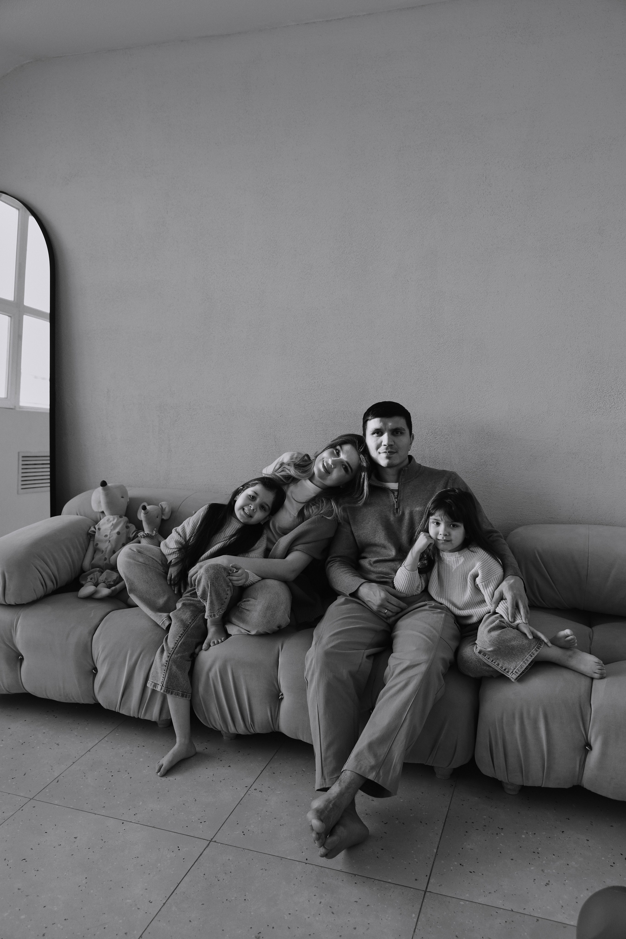 Семейная съемки в фотостудии. Фотограф Света Бажина