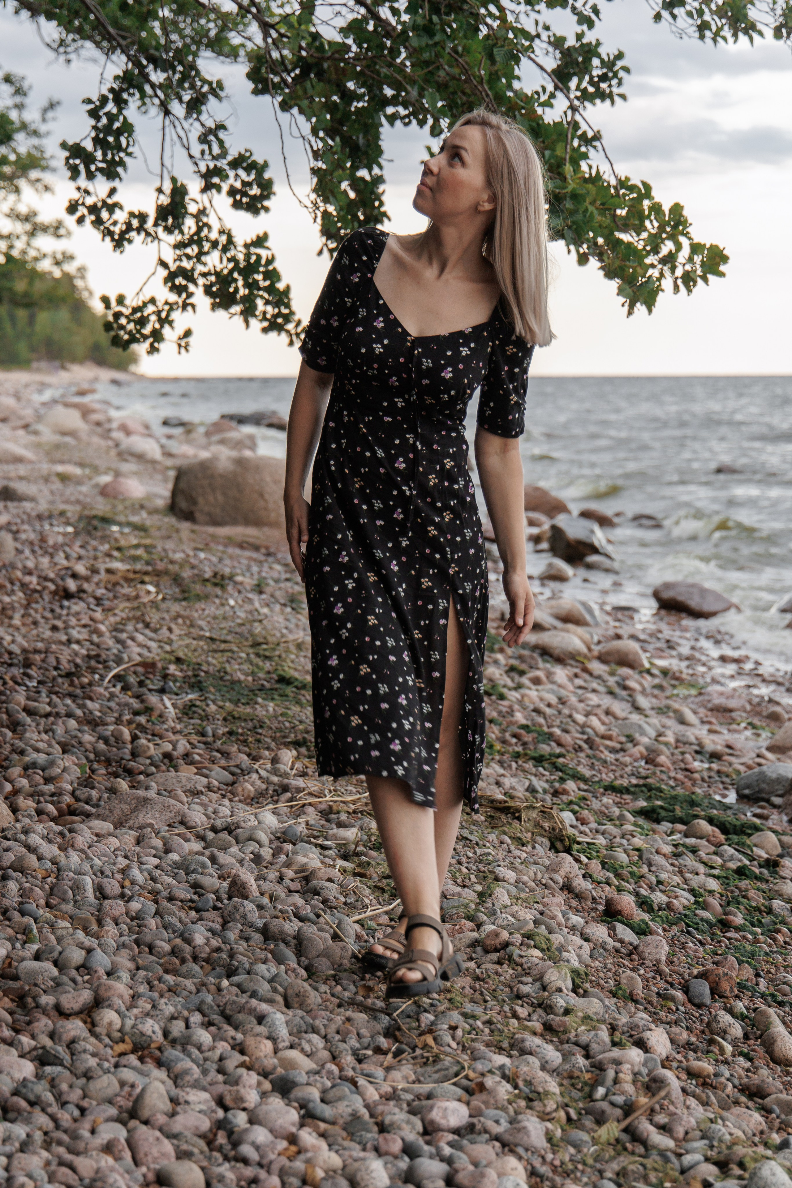 Тоня и Ванечка на берегу Финского залива. Фотограф в Санкт-Петербурге Аня Григорьева ♡