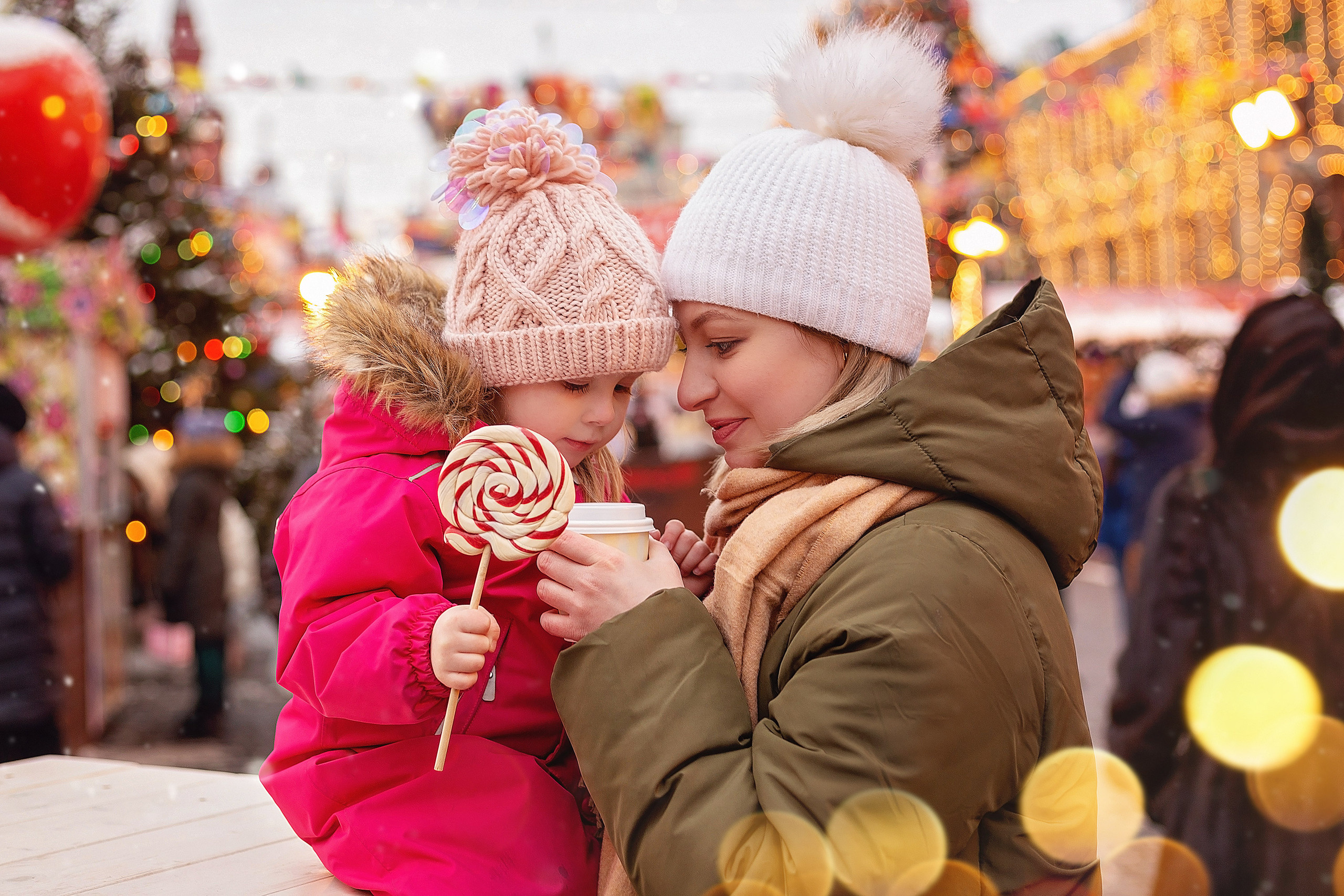 Оля и Саша, ГУМ-Ярмарка. Фотограф в Москве Ксения Мокрушина | Brand & Women photographer
