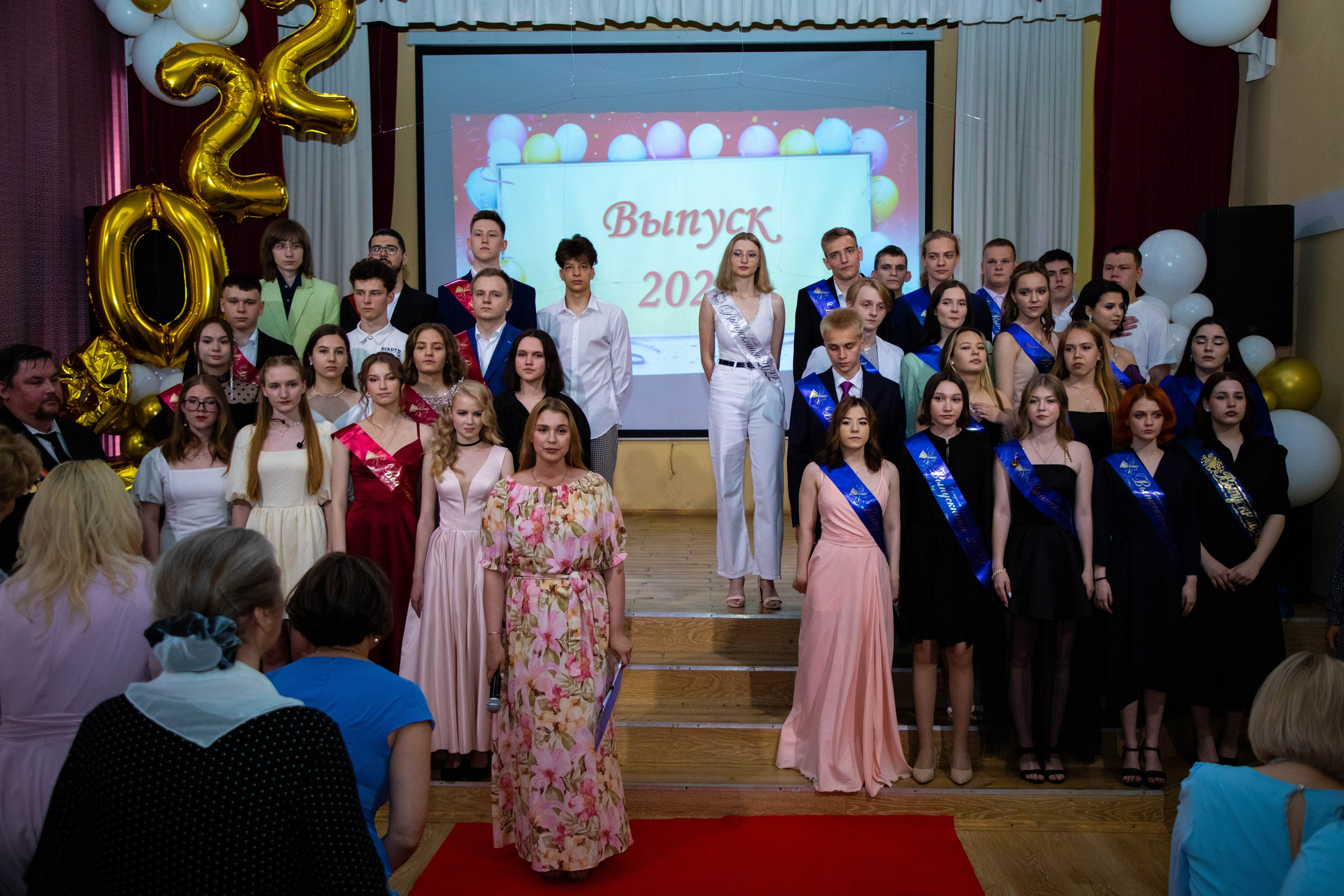 Вручение аттестатов. Репортажный фотограф Виктория Чорба