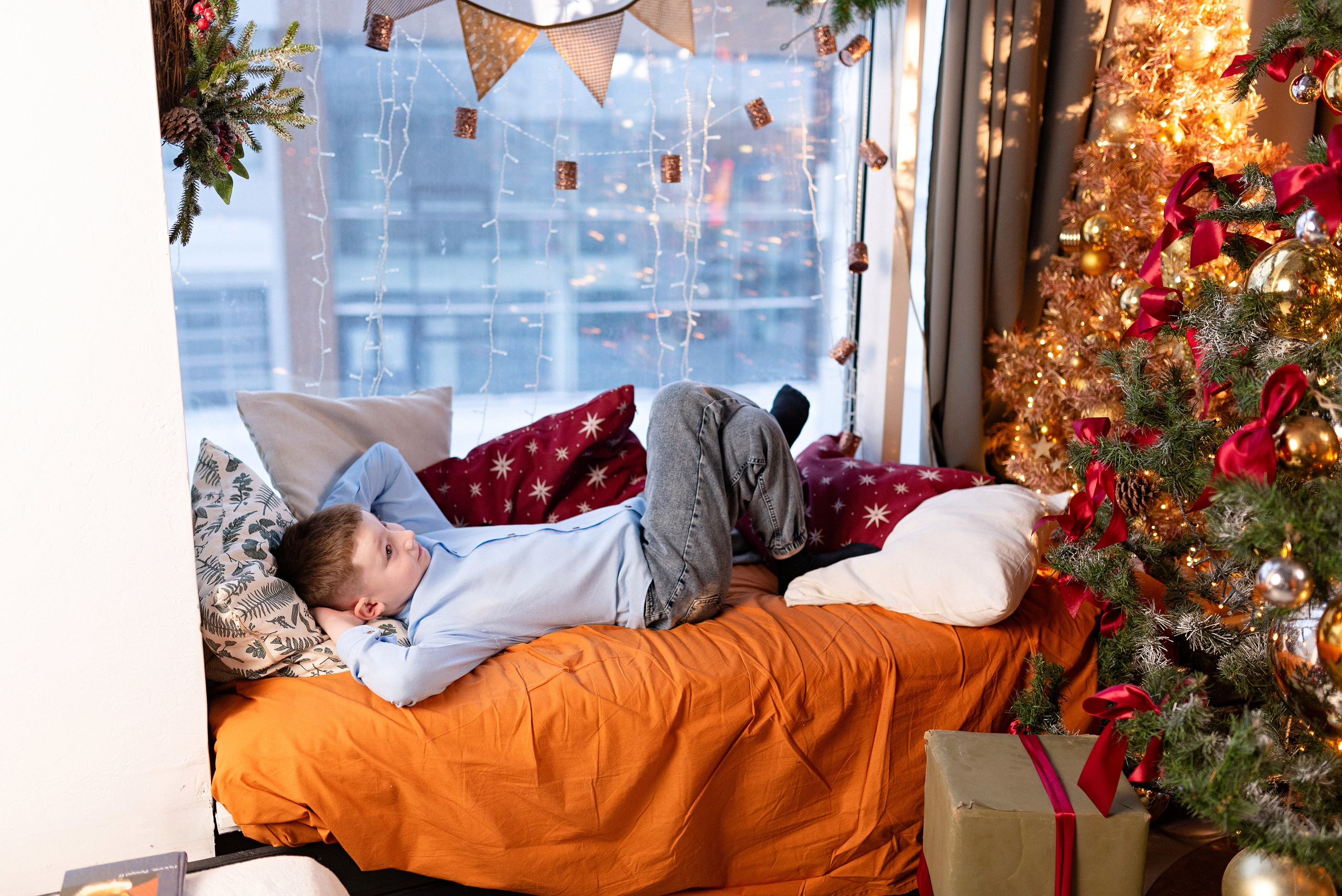 Семейная фотостудии Питер, зал Невский. Детский и семейный фотограф в Сургуте и Нефтеюганске Анна Старцева