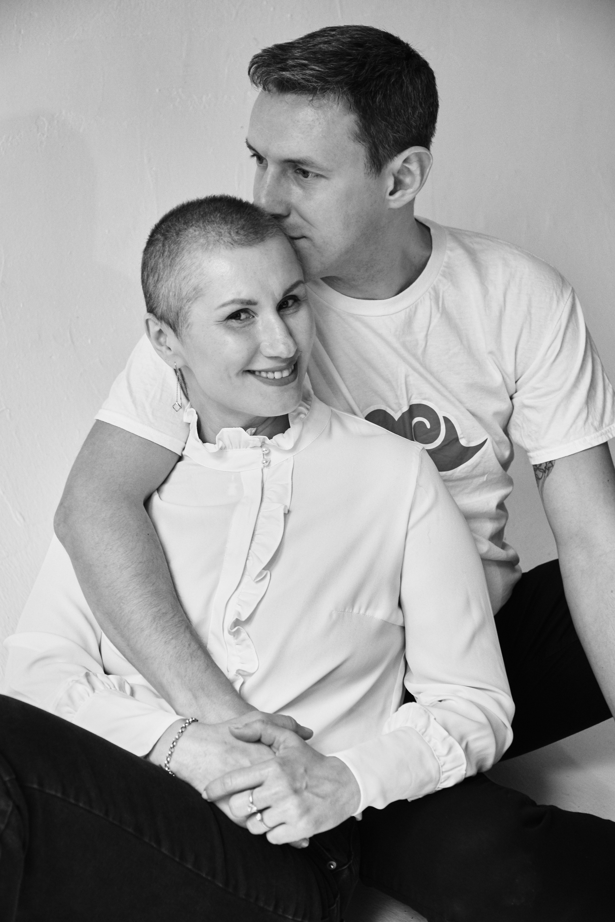 Bio and contacts. Sia Levine Design