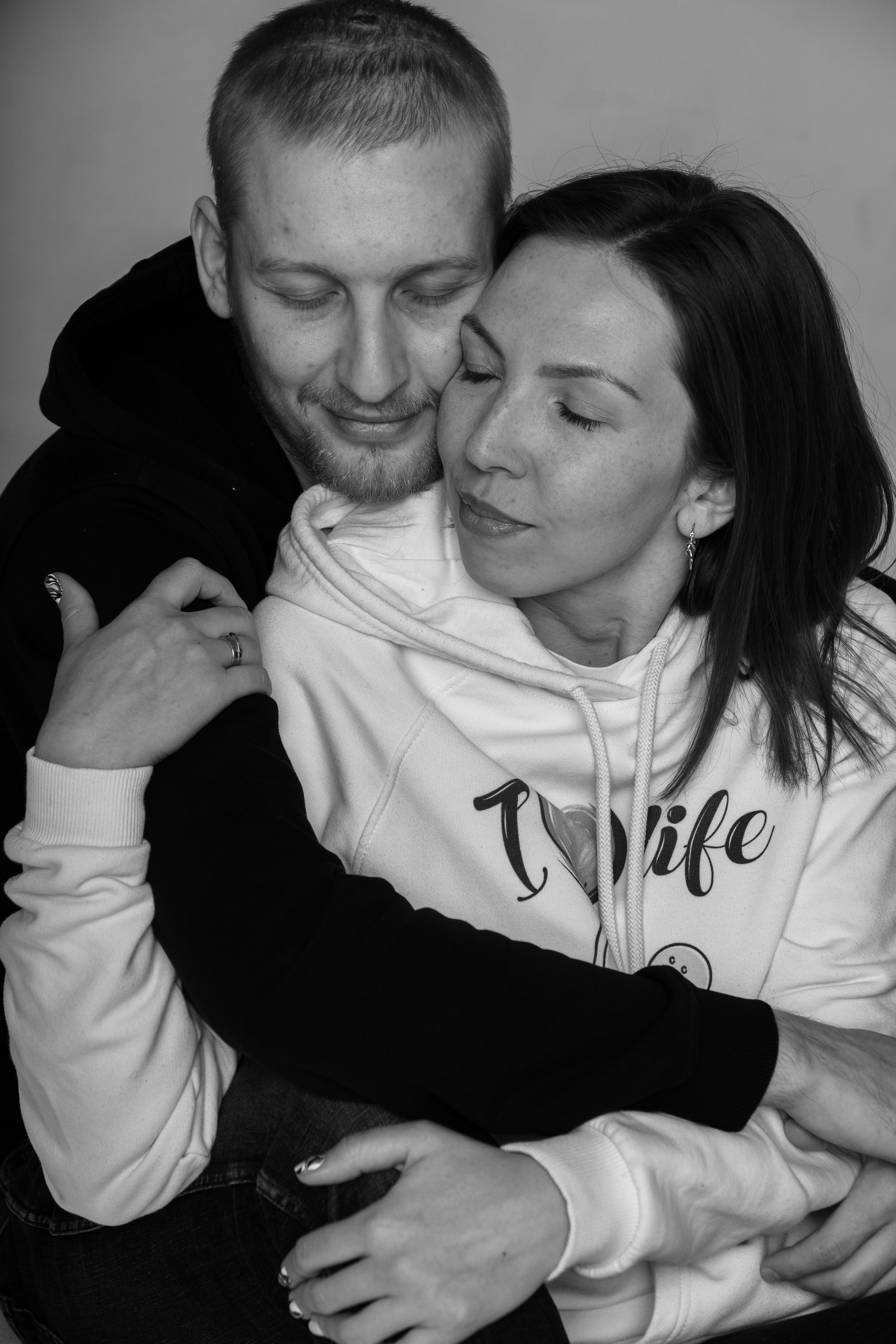 Bio and contacts. Sia Levine Design