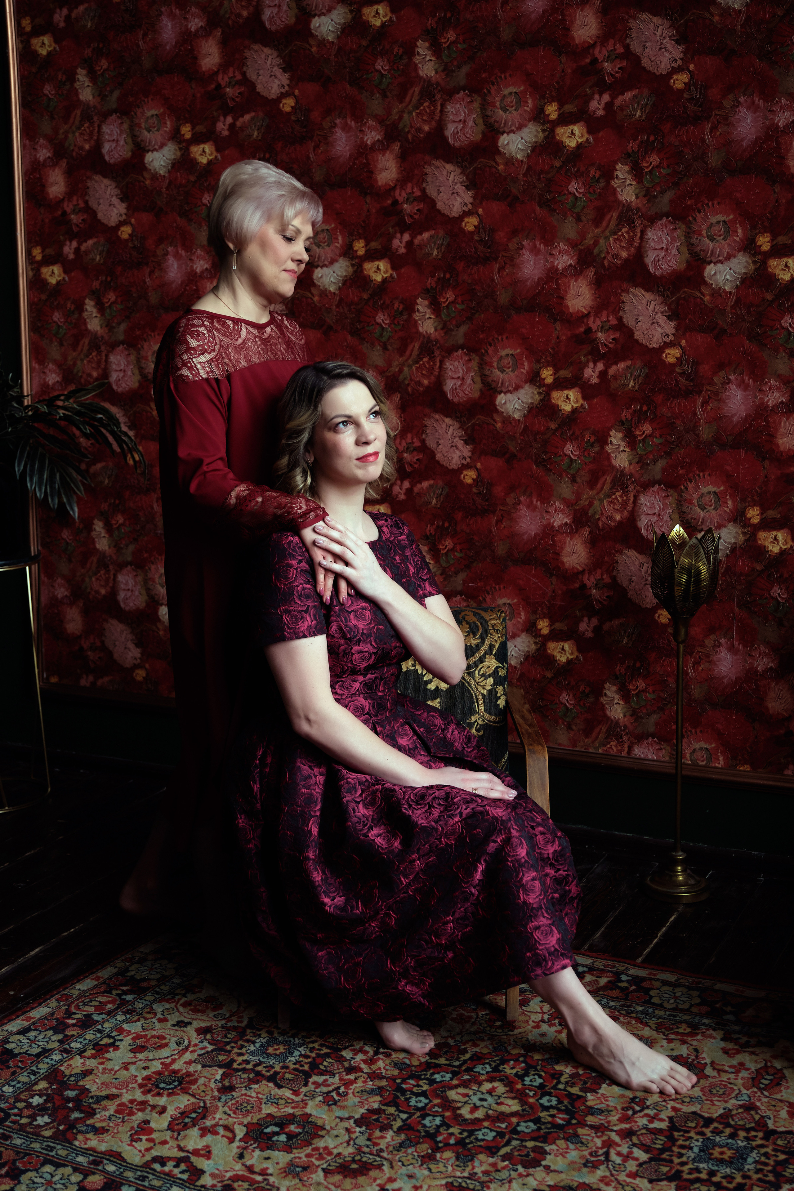 Bio and contacts. Sia Levine Design