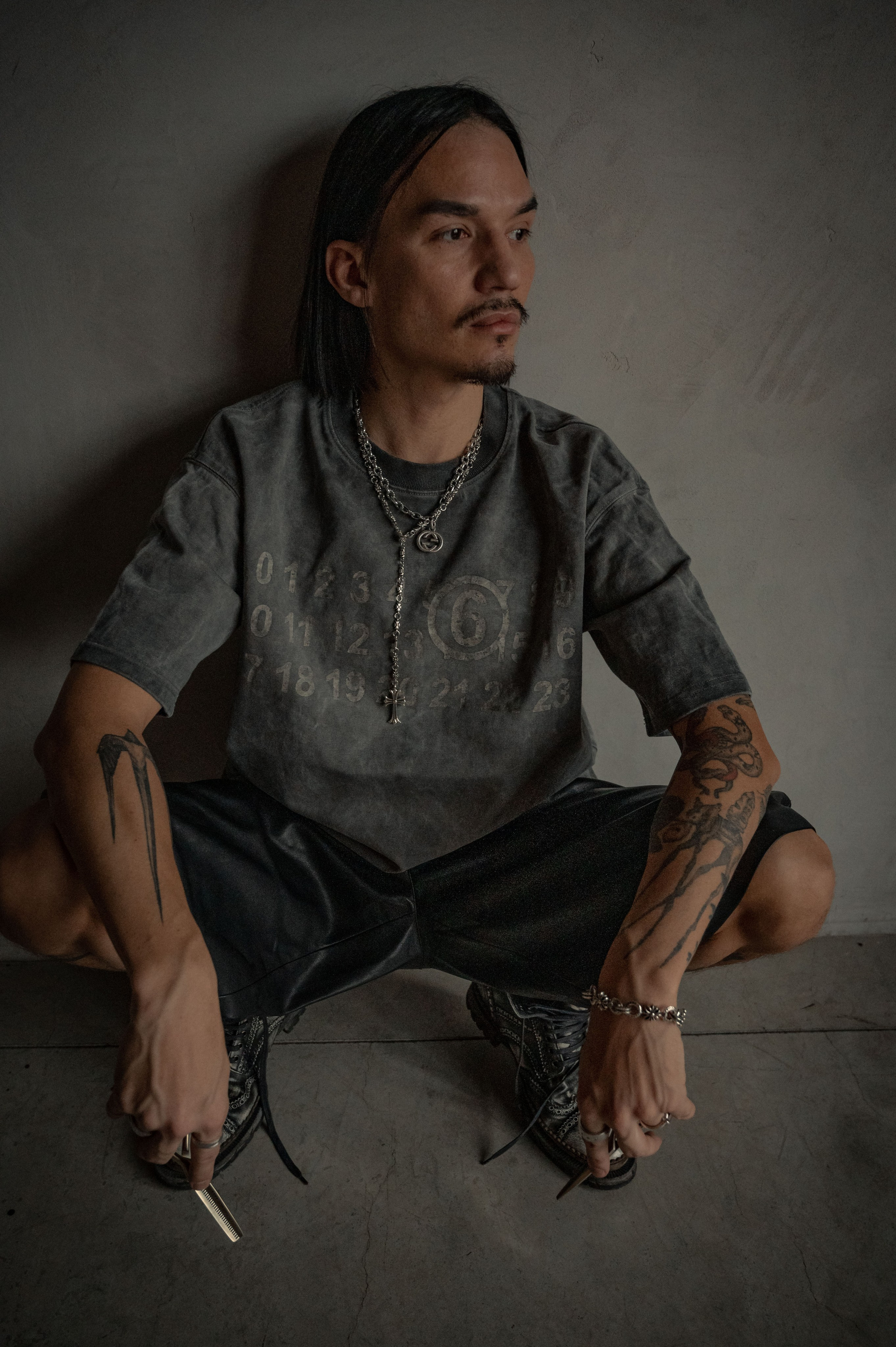 Мужской фотограф СПБ. Профессиональный фотограф беременности в СПБ. Стильные фотосессии беременности в стиле минимализм и классическая фотография