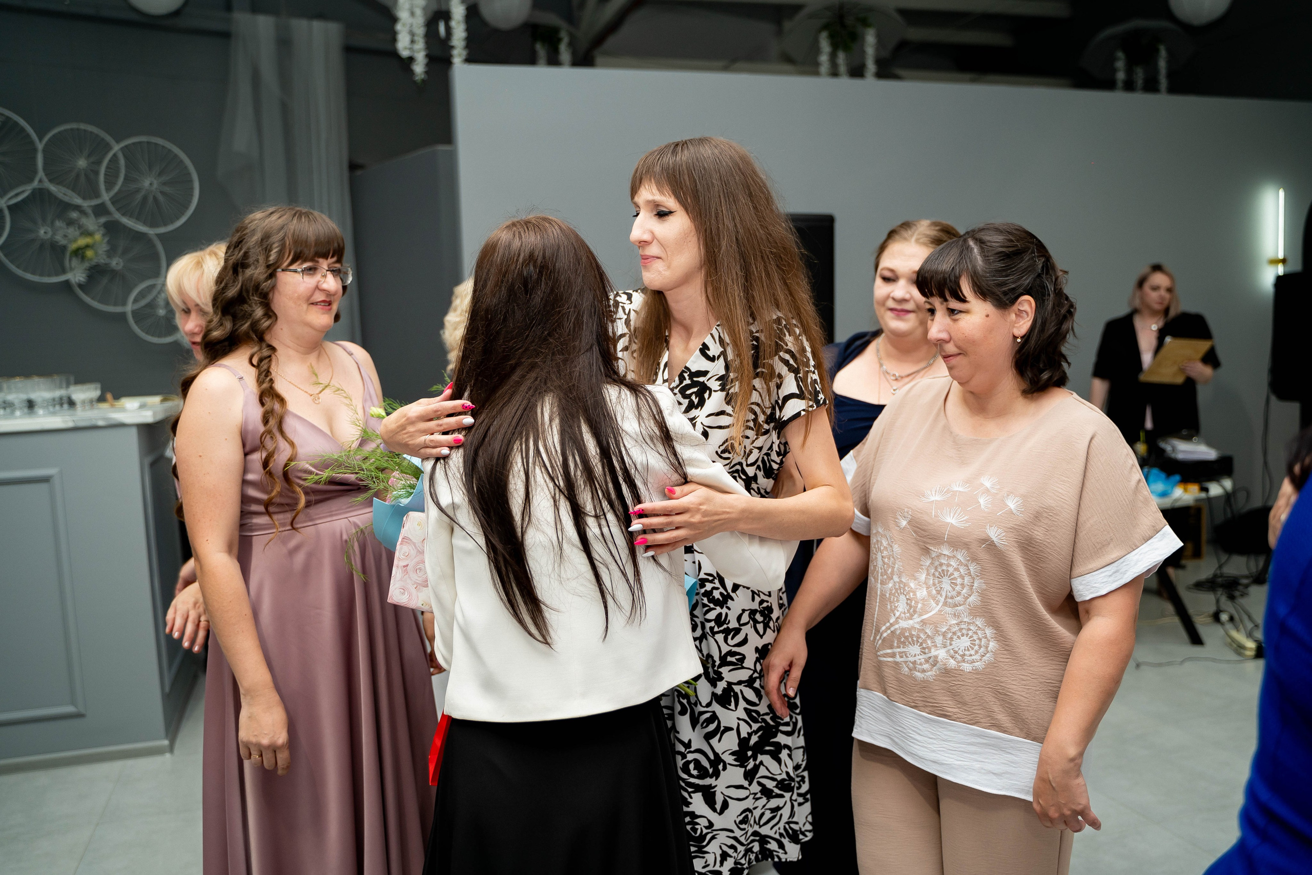 Школа 9 выпуск 2025. Выпускные альбомы в Краснодарском крае