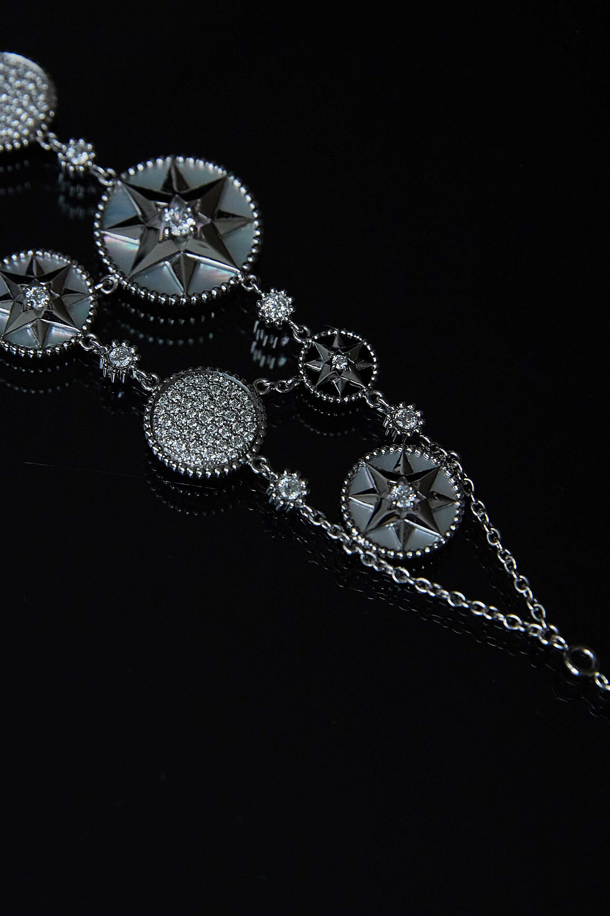 Ювелирные украшения. Фотограф