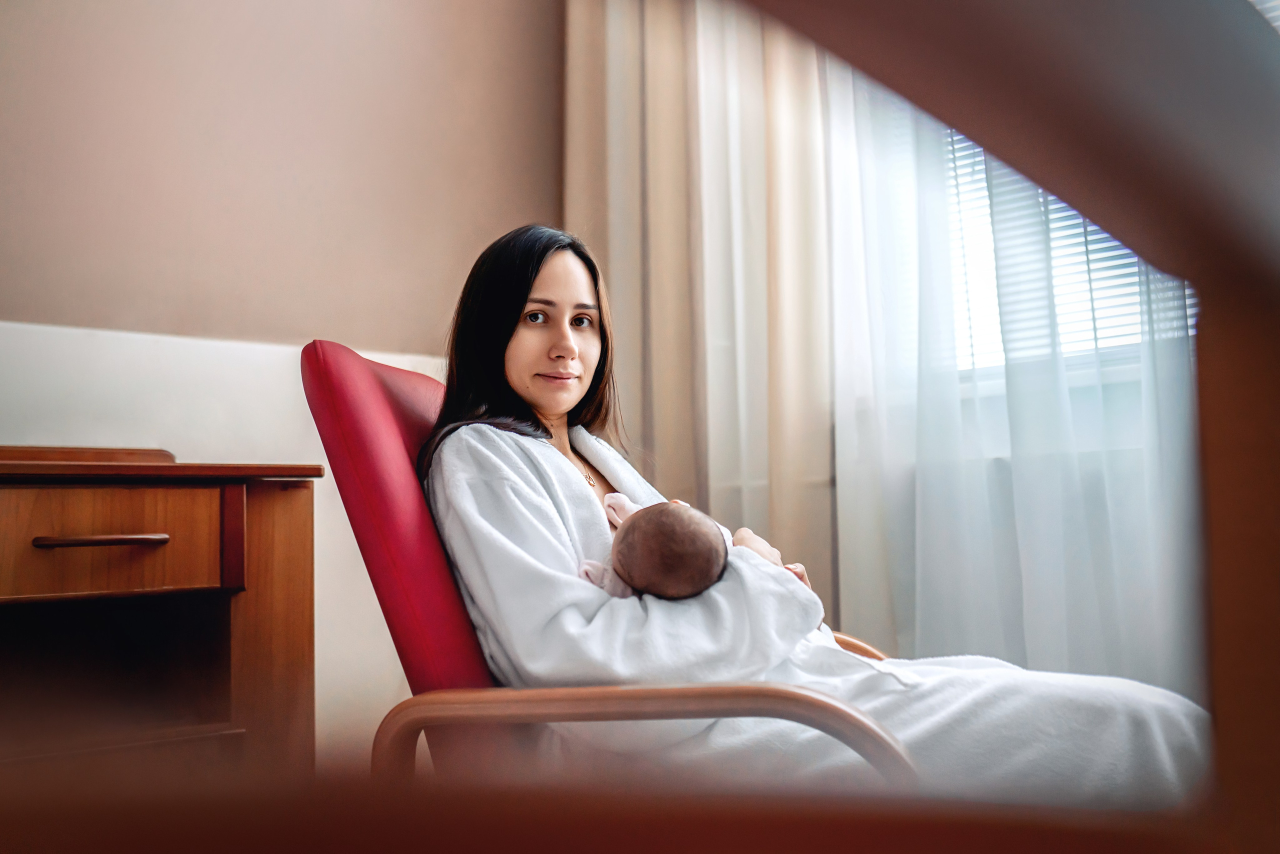 Выписка из роддома Лапино. Фотограф на выписку из роддома Москва. Фотограф \ Видеограф на Крещение, Венчание Москва| Семейные съемки