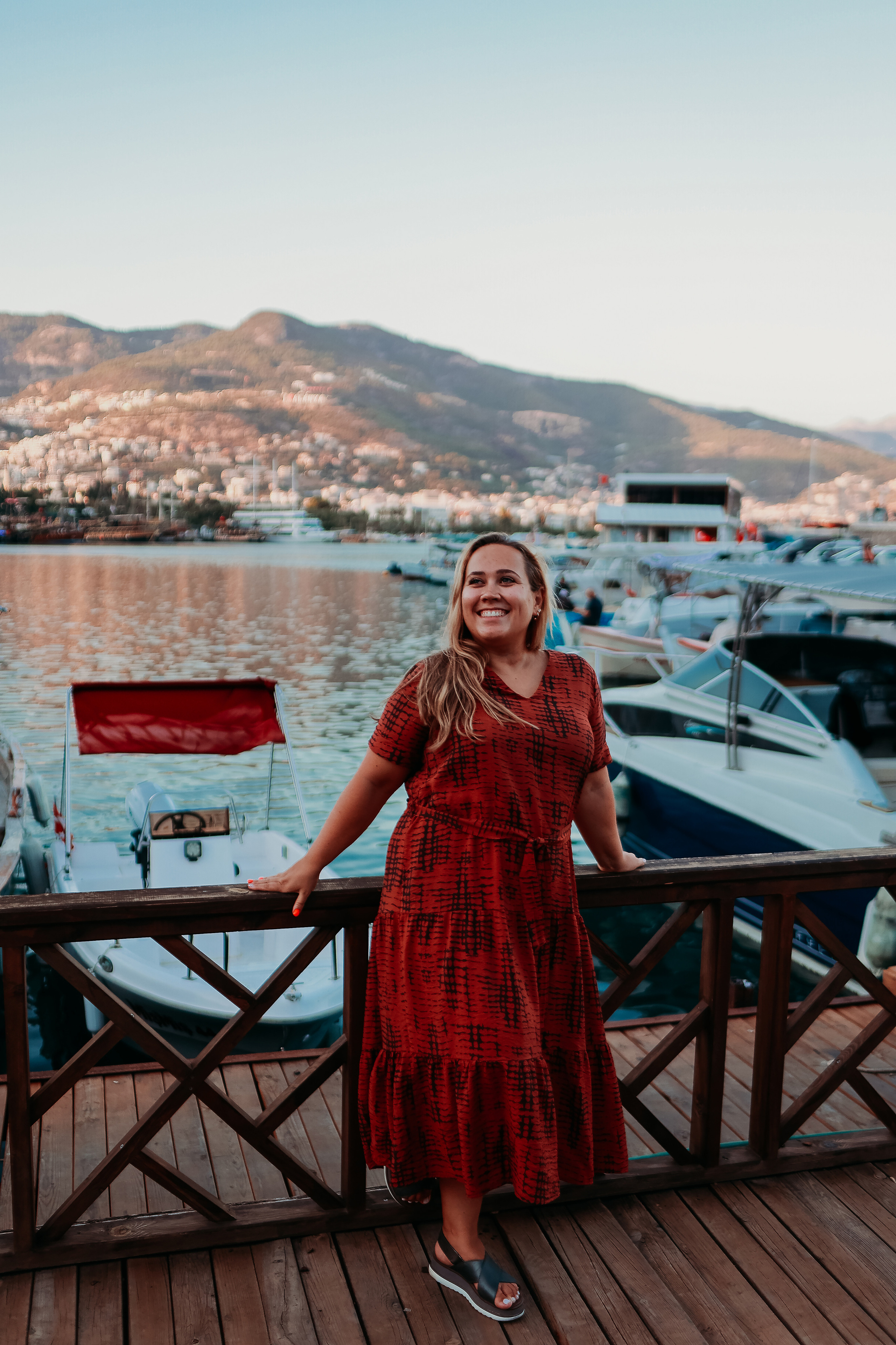 Аланья (маяк). Семейный фотограф Тюмень, фотограф на роды Салмина Мария