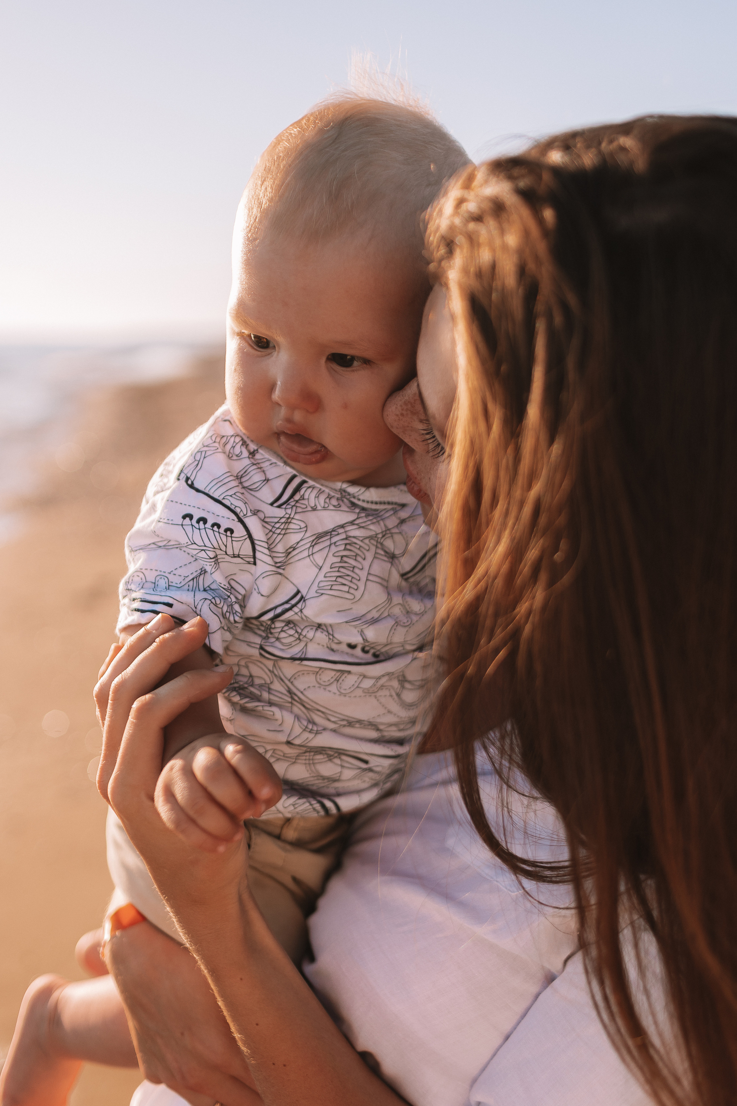 Семейная у моря. Семейный фотограф Тюмень, фотограф на роды Салмина Мария