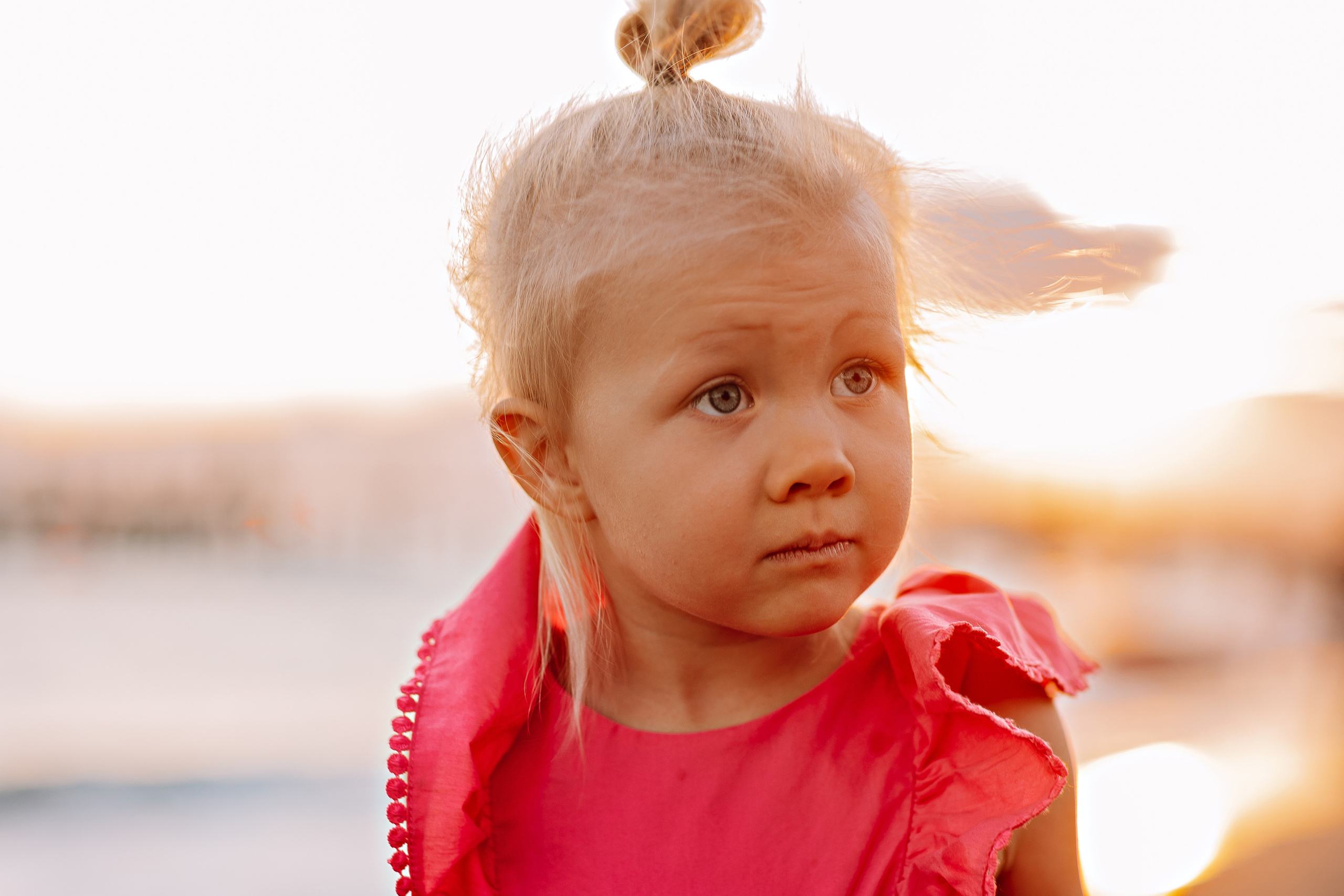 Семейная на берегу. Семейный фотограф Тюмень, фотограф на роды Салмина Мария