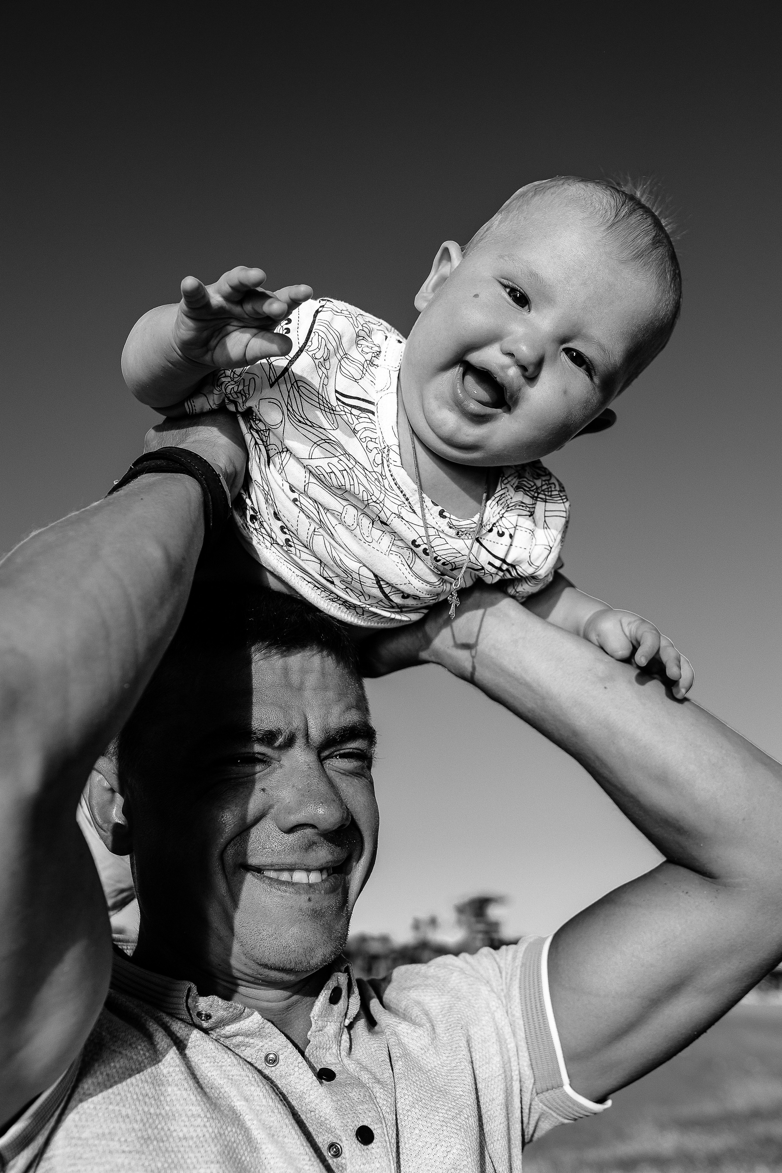 Семейная у моря. Семейный фотограф Тюмень, фотограф на роды Салмина Мария