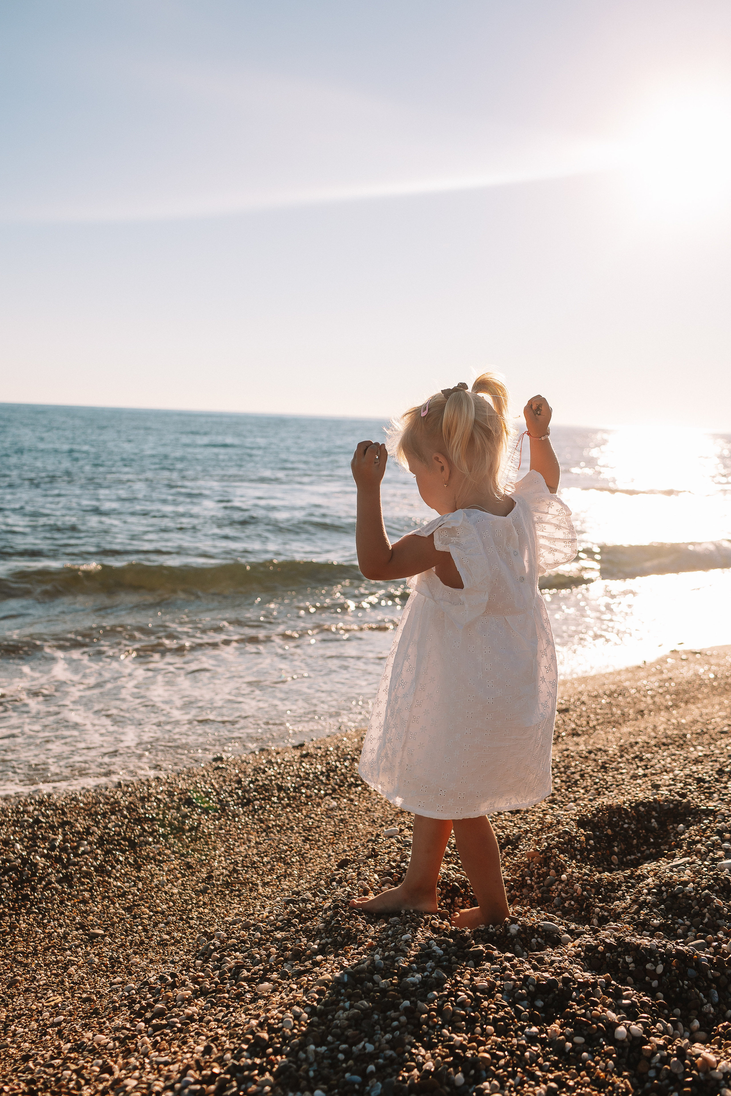 Семейная у моря. Семейный фотограф Тюмень, фотограф на роды Салмина Мария