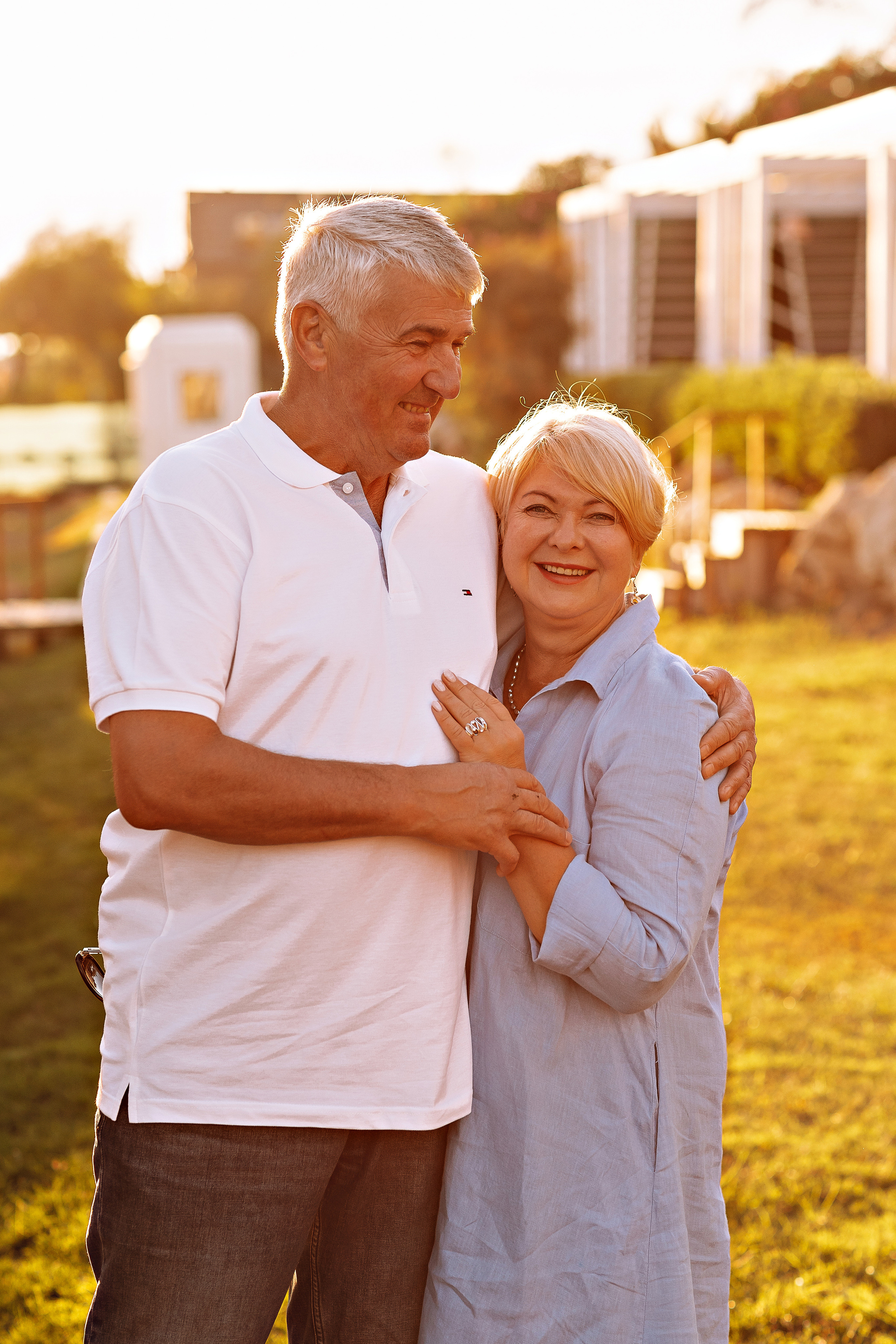 Семейная на берегу. Семейный фотограф Тюмень, фотограф на роды Салмина Мария