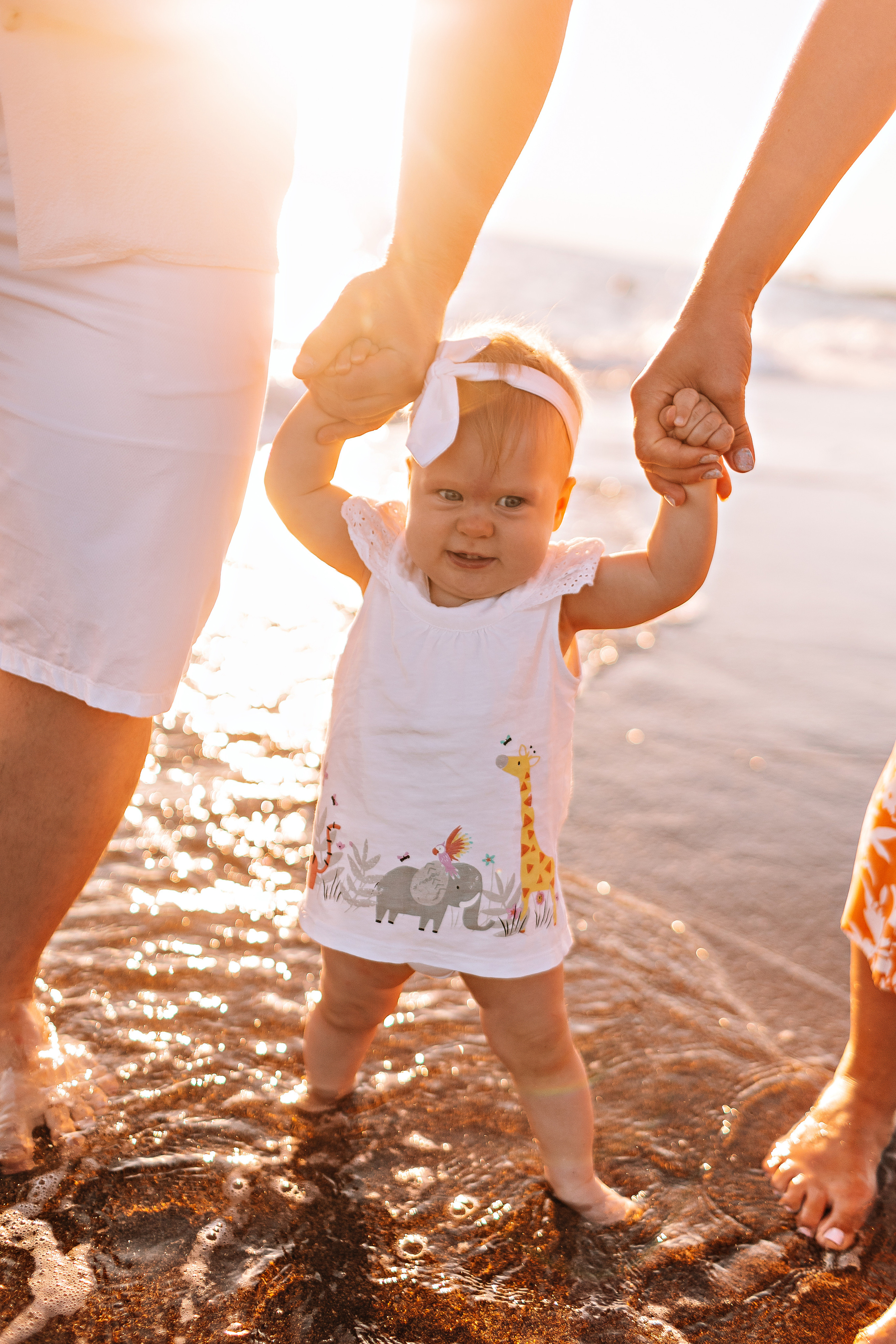 С малышкой на море. Семейный фотограф Тюмень, фотограф на роды Салмина Мария