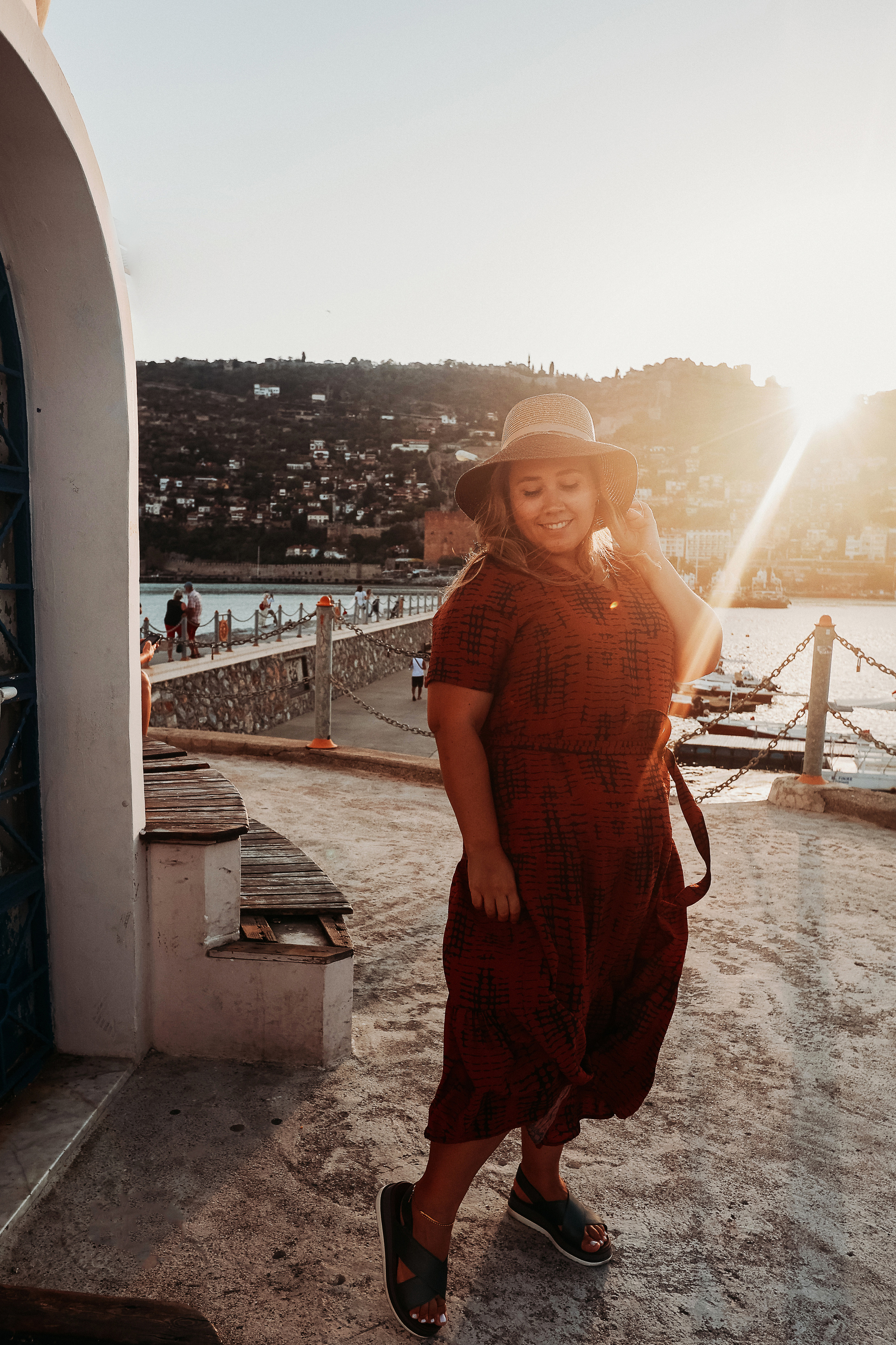 Аланья (маяк). Семейный фотограф Тюмень, фотограф на роды Салмина Мария