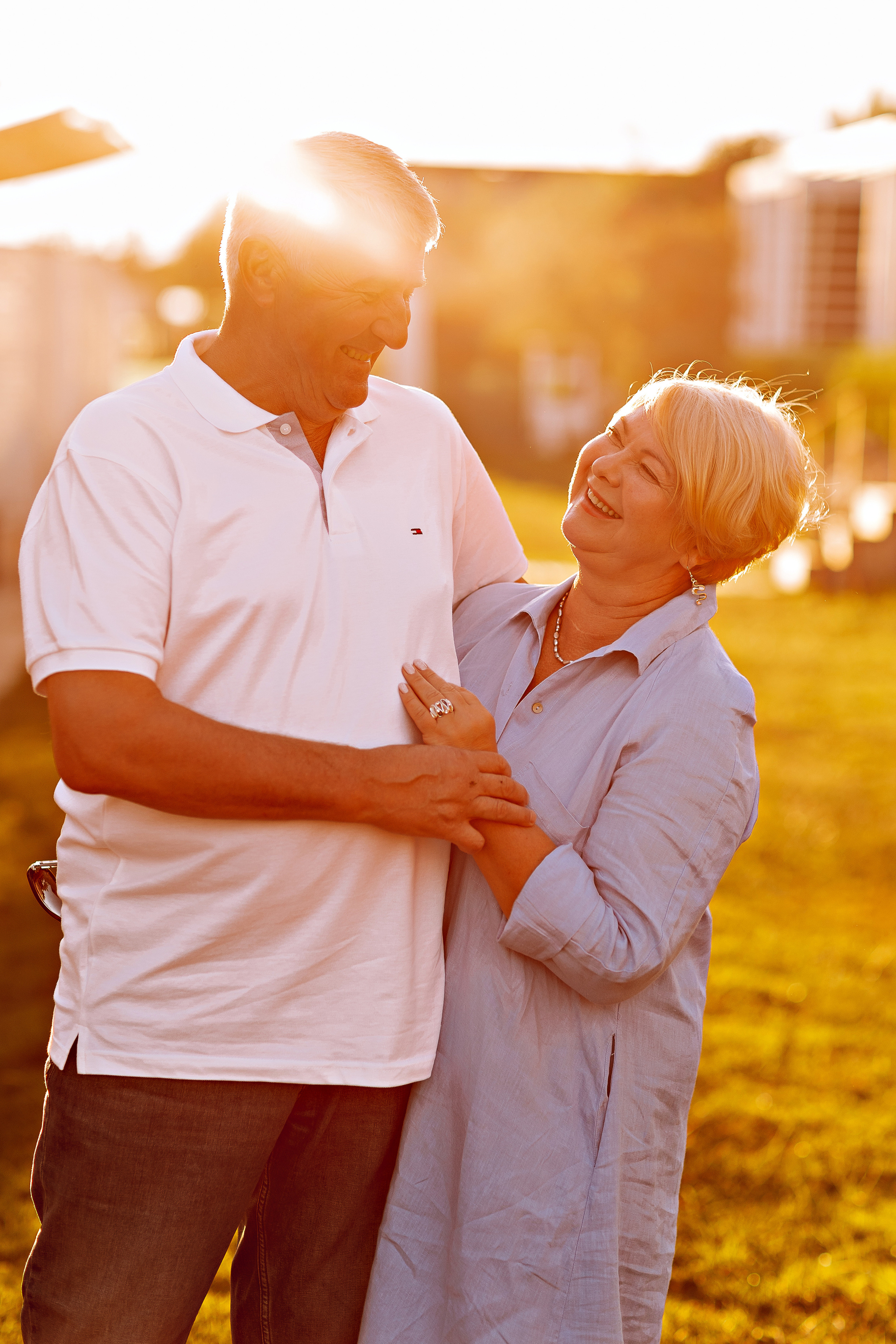Семейная на берегу. Семейный фотограф Тюмень, фотограф на роды Салмина Мария