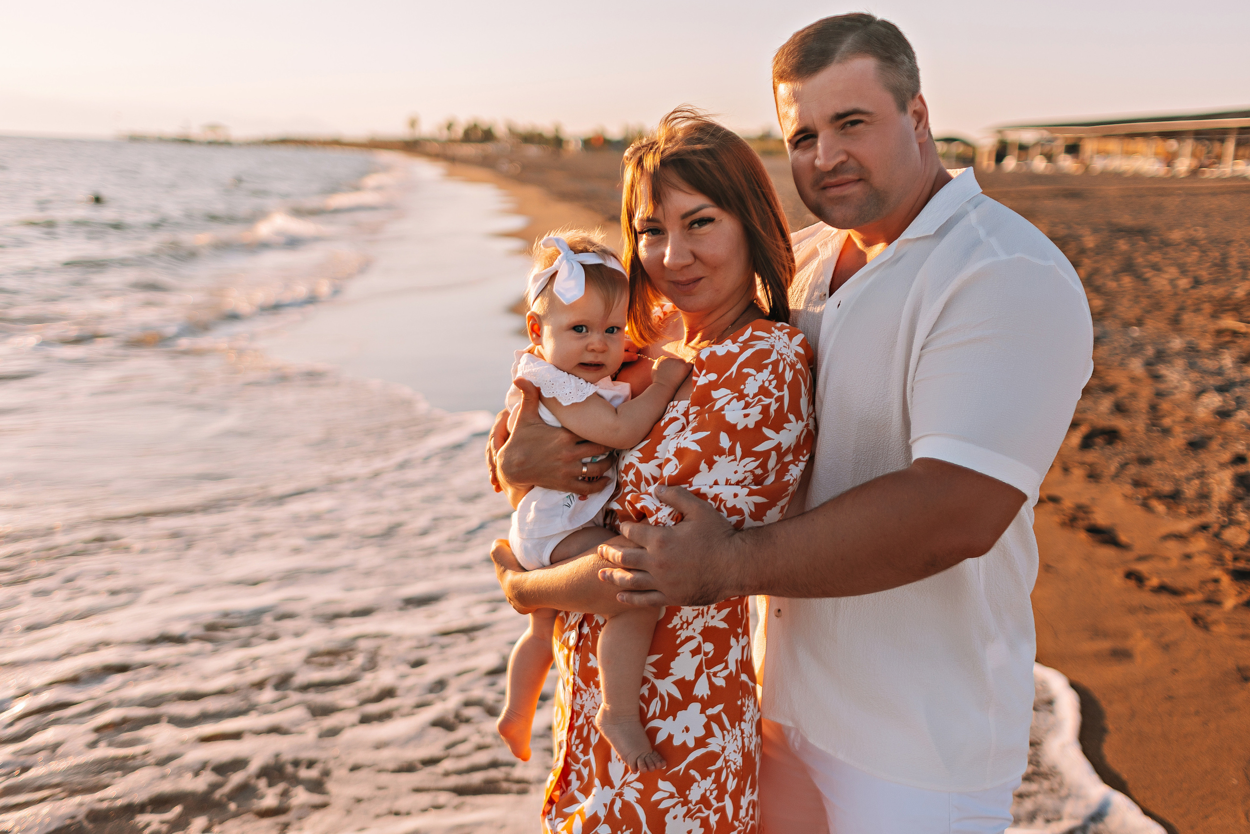 С малышкой на море. Семейный фотограф Тюмень, фотограф на роды Салмина Мария