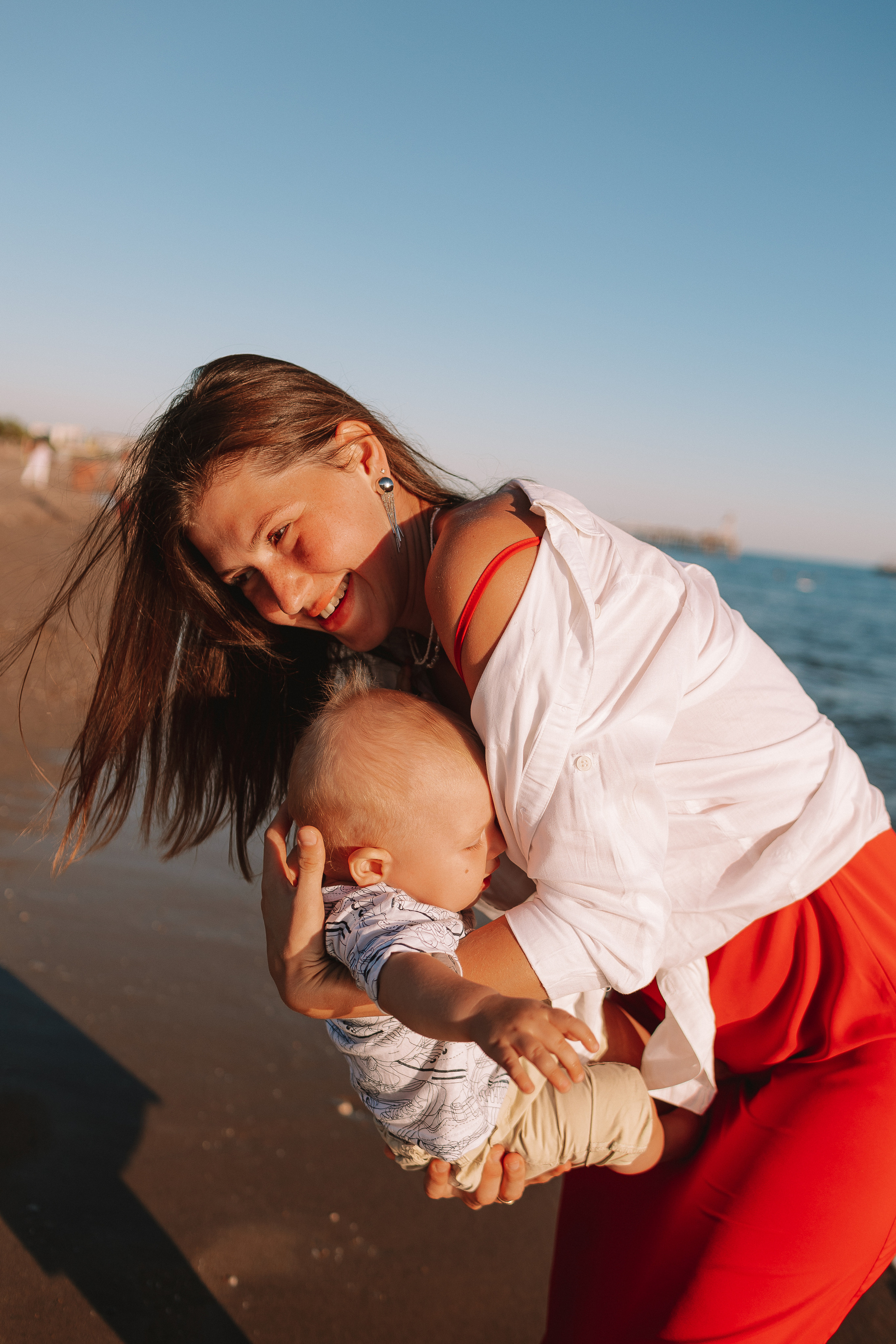 Семейная у моря. Семейный фотограф Тюмень, фотограф на роды Салмина Мария