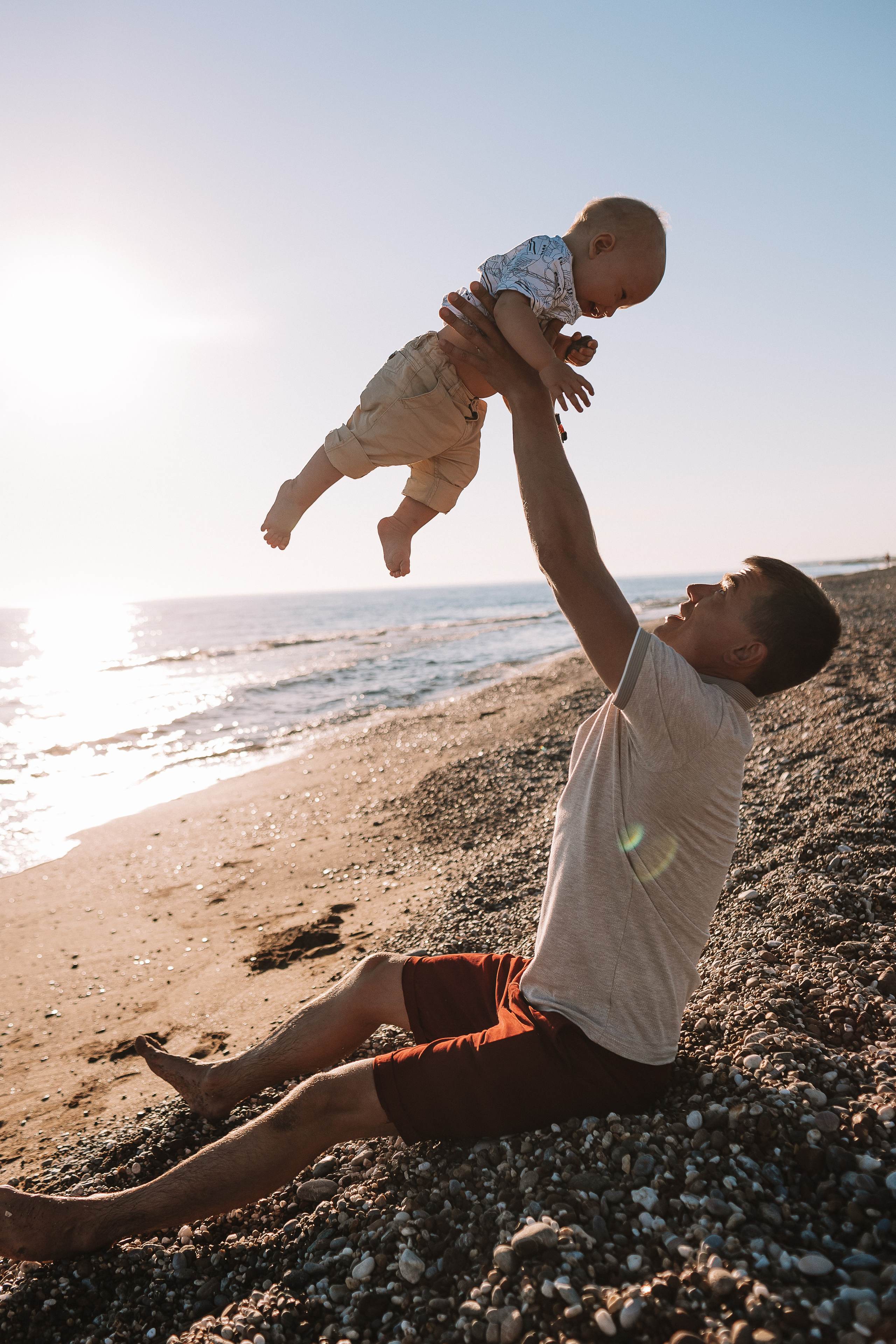 Семейная у моря. Семейный фотограф Тюмень, фотограф на роды Салмина Мария