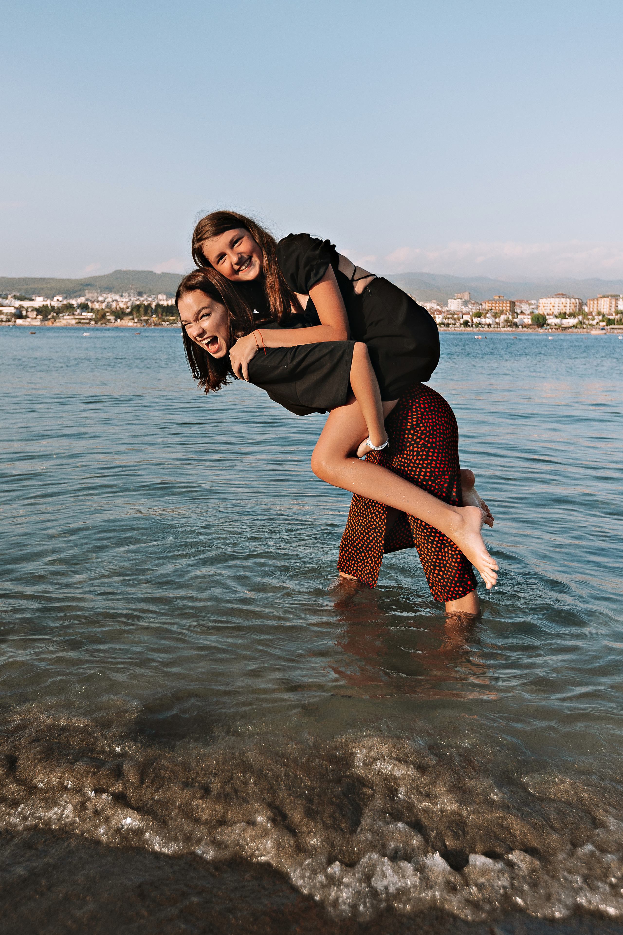 Friend's. Семейный фотограф Тюмень, фотограф на роды Салмина Мария