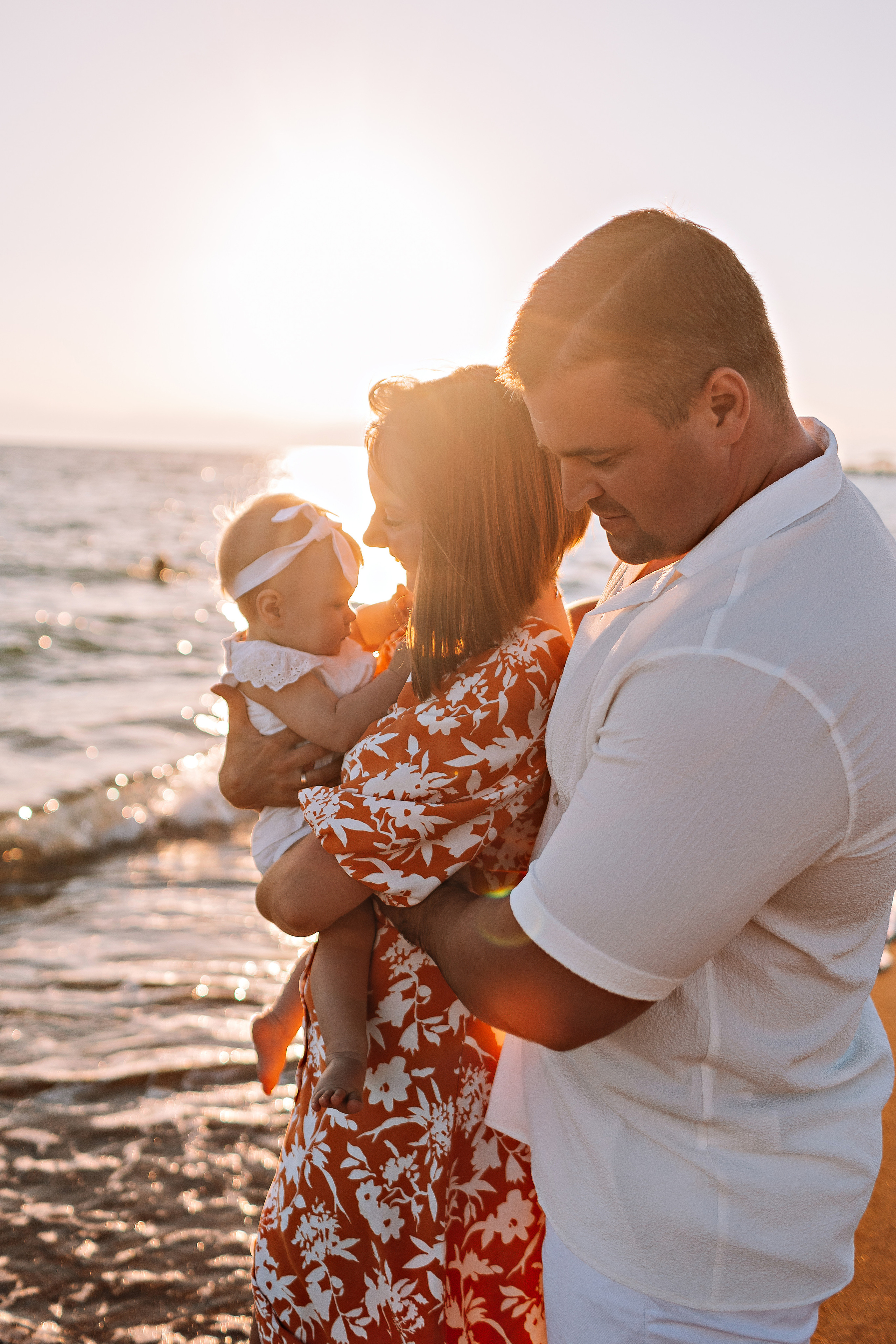 С малышкой на море. Семейный фотограф Тюмень, фотограф на роды Салмина Мария