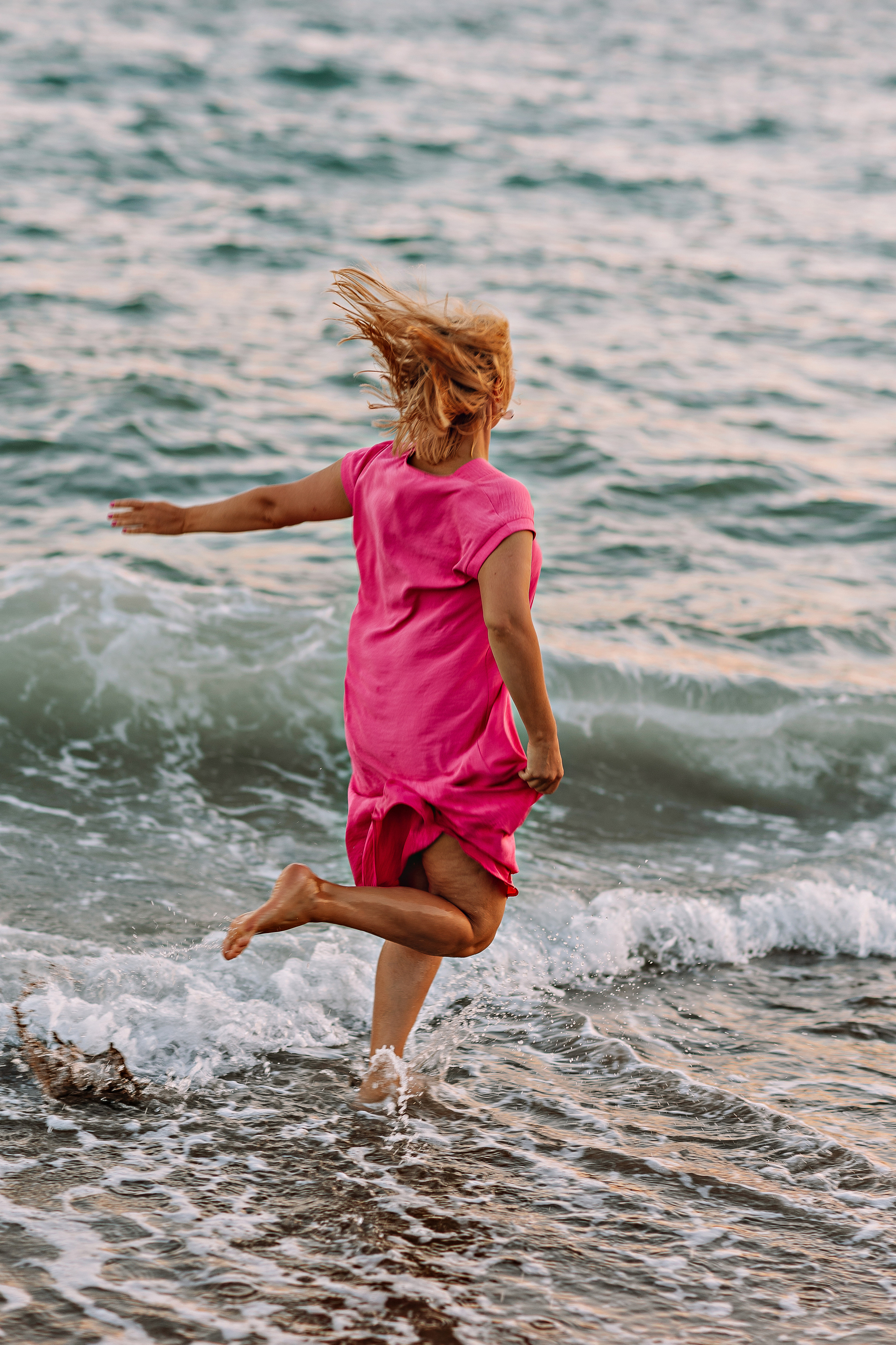 Семейная на берегу. Семейный фотограф Тюмень, фотограф на роды Салмина Мария