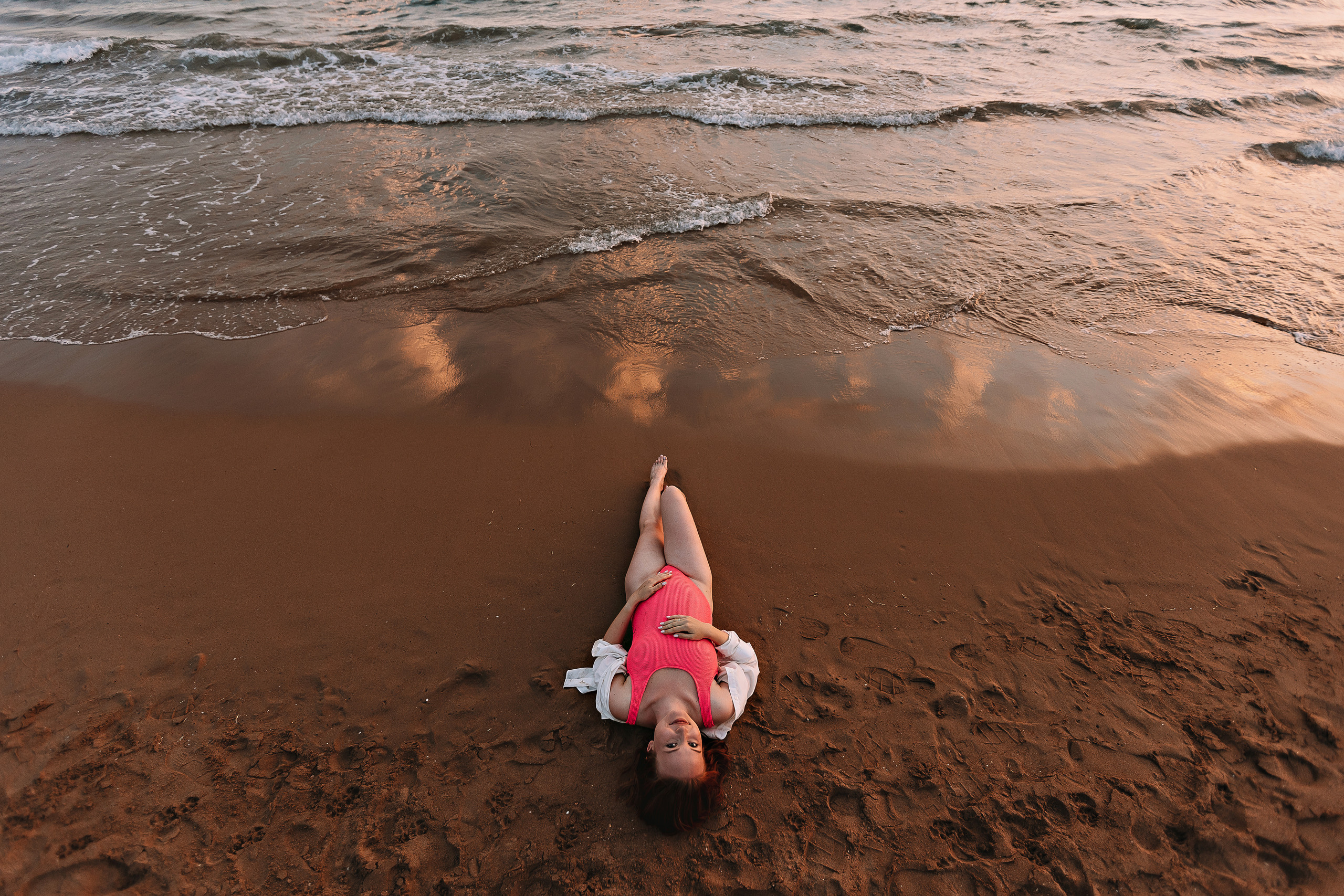 Беременность (сиде+море). Семейный фотограф Тюмень, фотограф на роды Салмина Мария