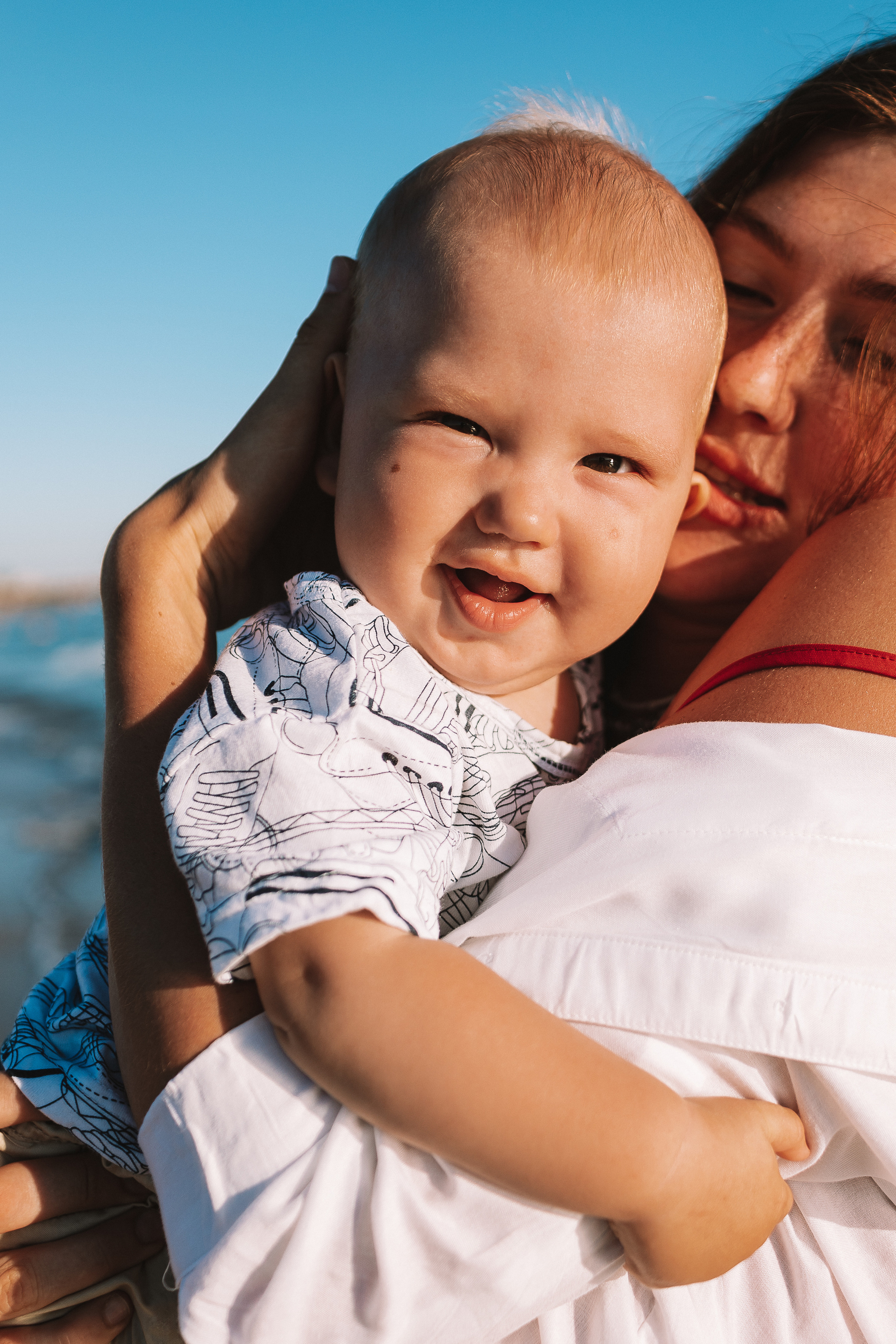 Семейная у моря. Семейный фотограф Тюмень, фотограф на роды Салмина Мария