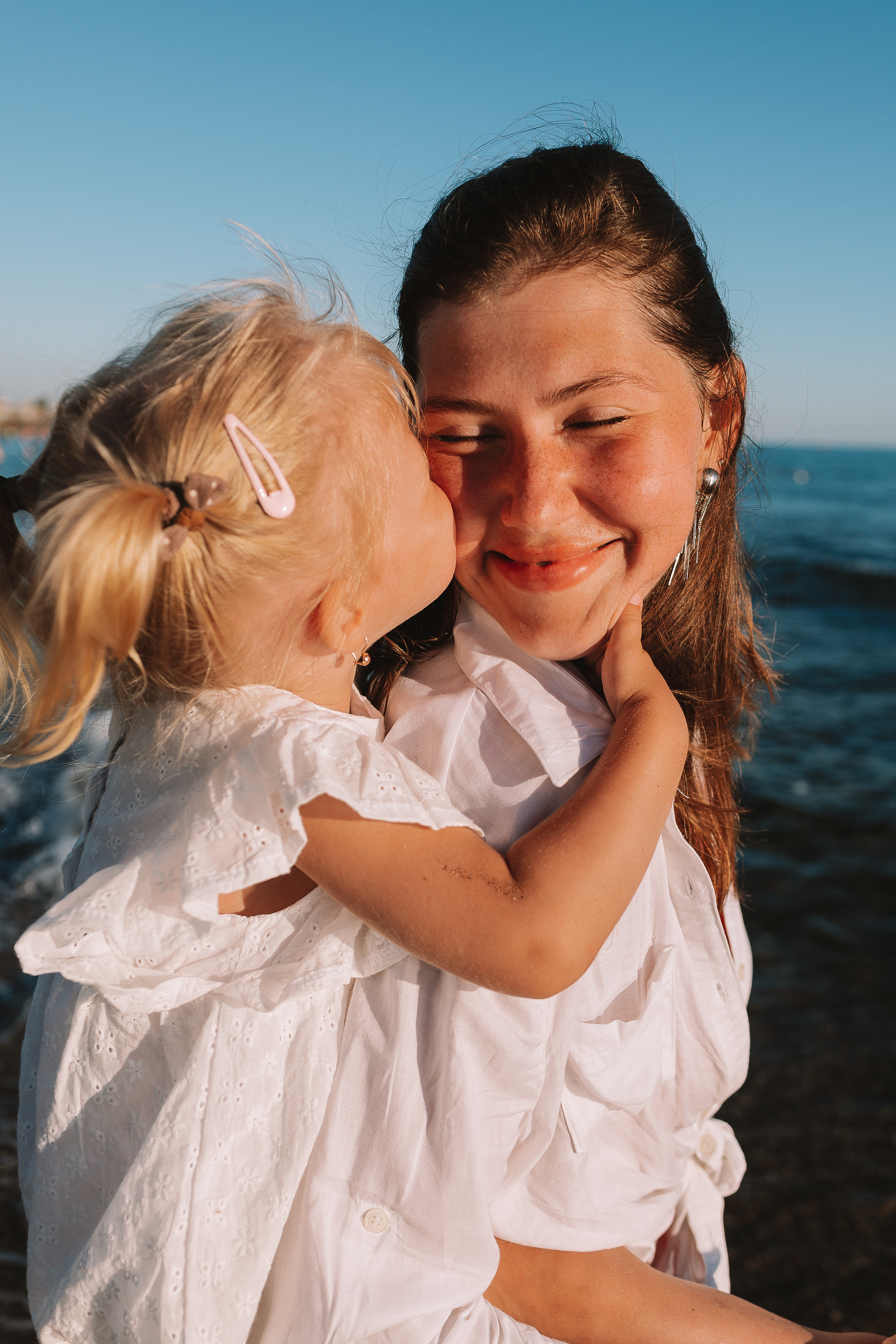 Семейная у моря. Семейный фотограф Тюмень, фотограф на роды Салмина Мария