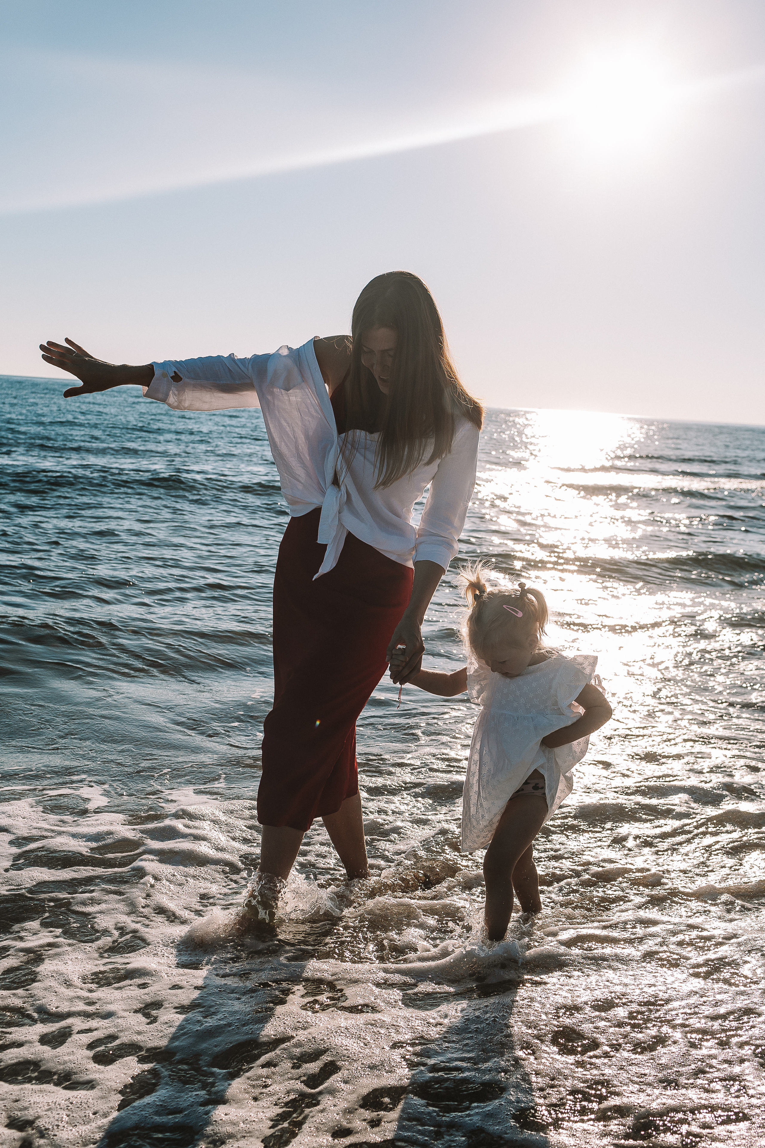 Семейная у моря. Семейный фотограф Тюмень, фотограф на роды Салмина Мария