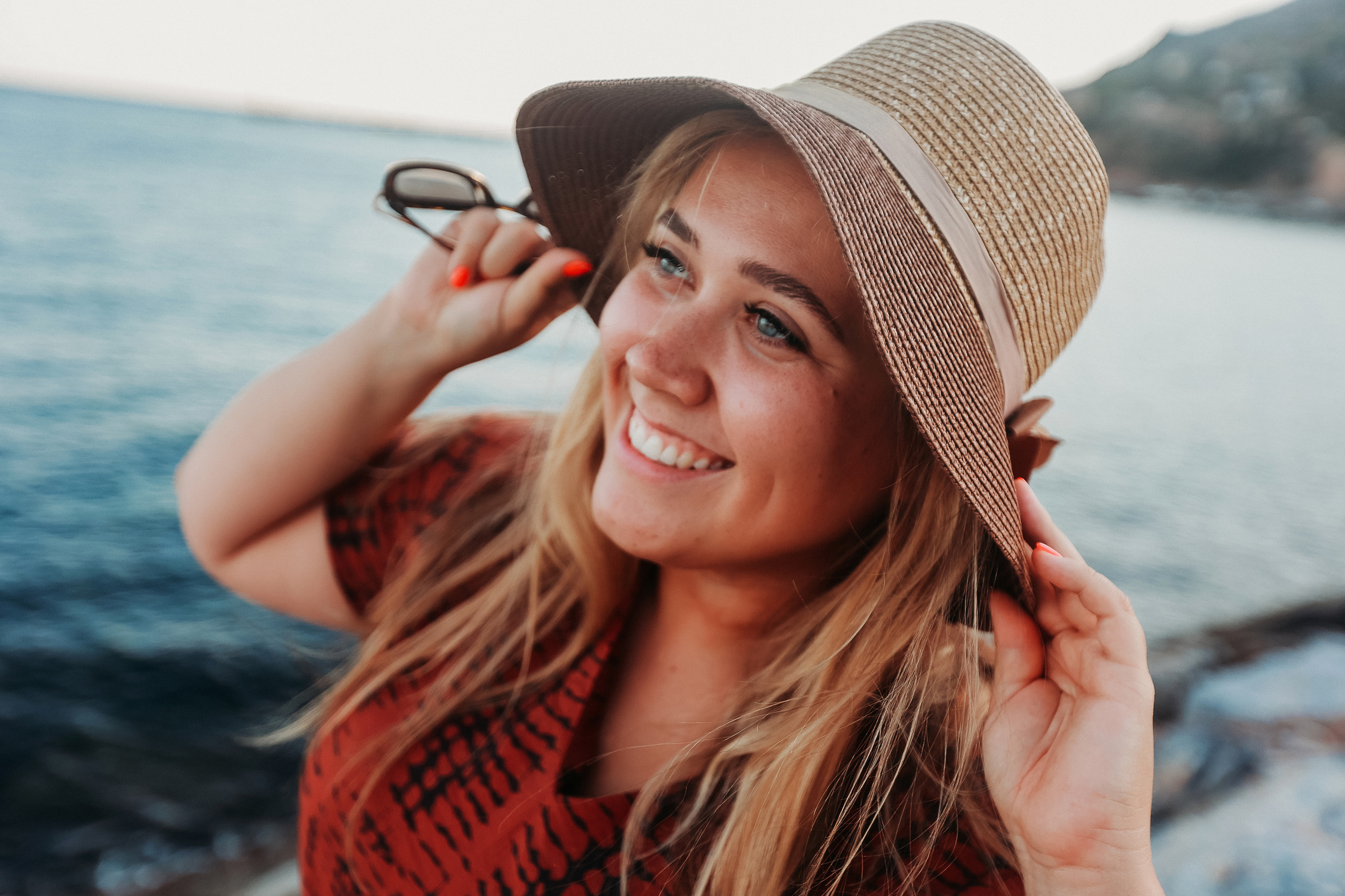 Аланья (маяк). Семейный фотограф Тюмень, фотограф на роды Салмина Мария