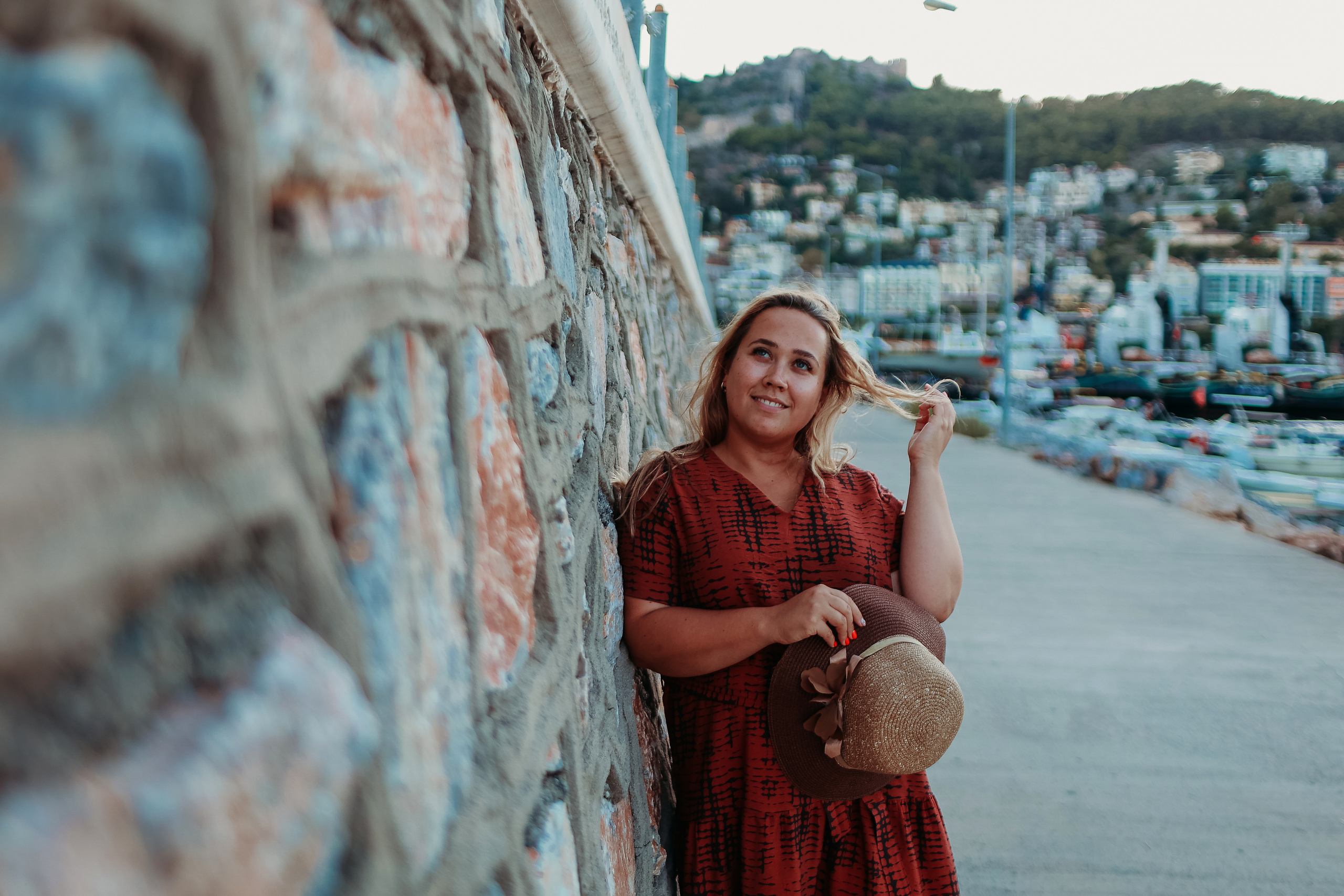 Аланья (маяк). Семейный фотограф Тюмень, фотограф на роды Салмина Мария