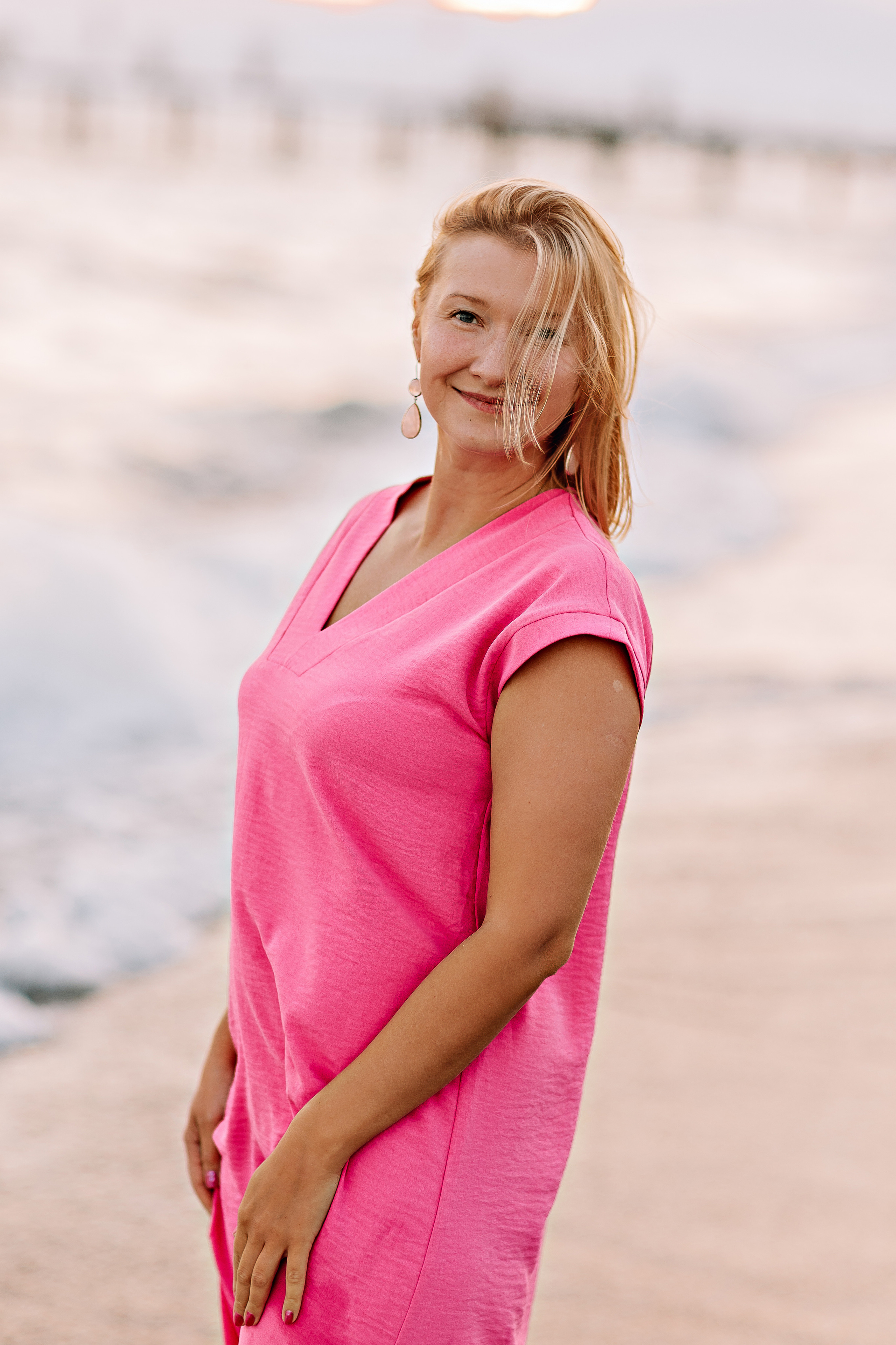 Семейная на берегу. Семейный фотограф Тюмень, фотограф на роды Салмина Мария