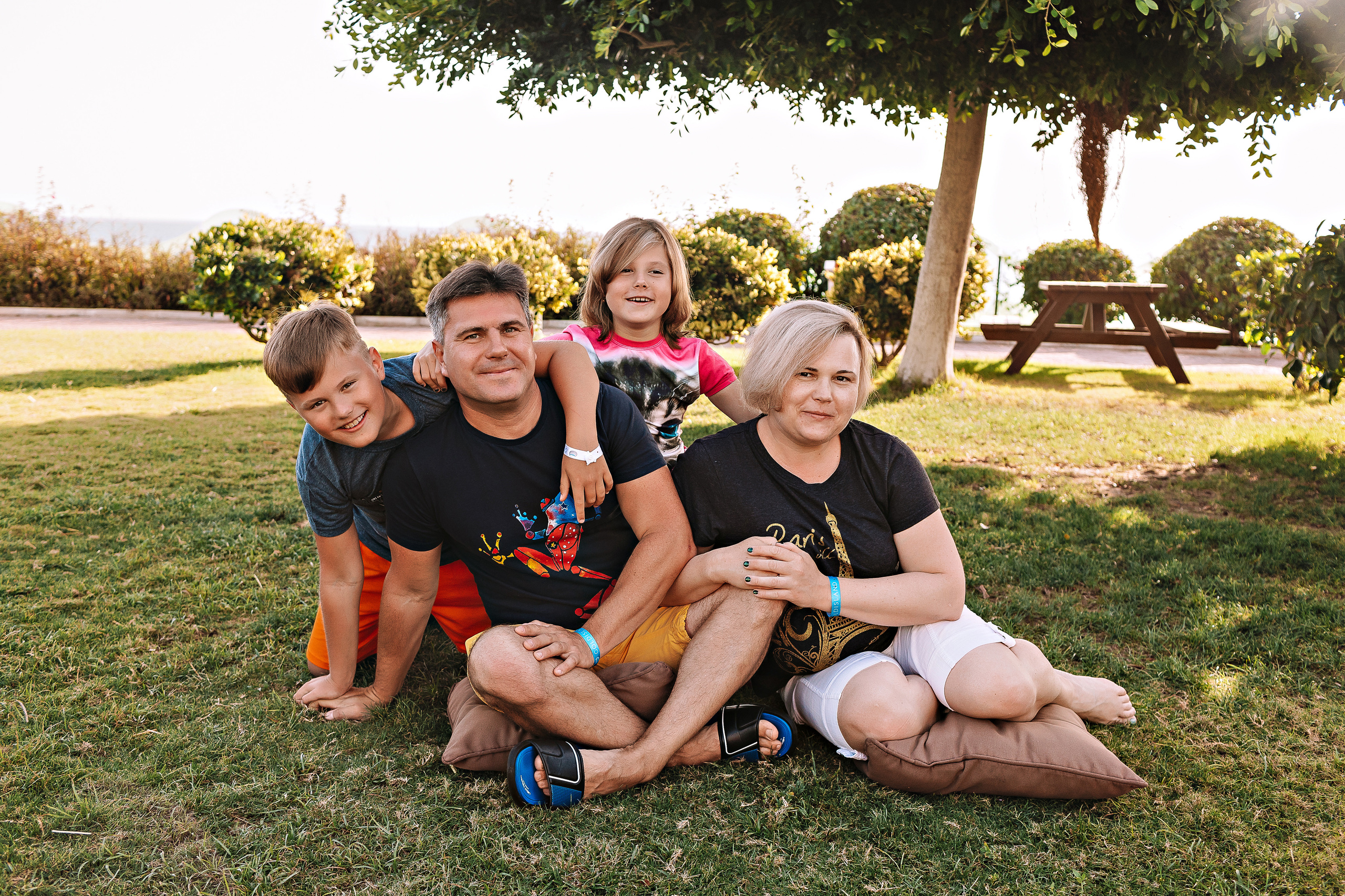 Friend's. Семейный фотограф Тюмень, фотограф на роды Салмина Мария