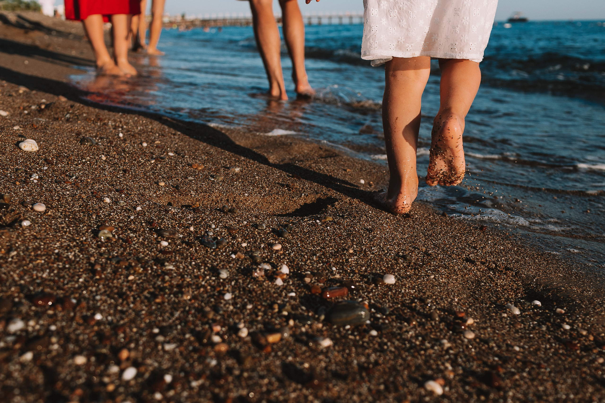 Семейная у моря. Семейный фотограф Тюмень, фотограф на роды Салмина Мария