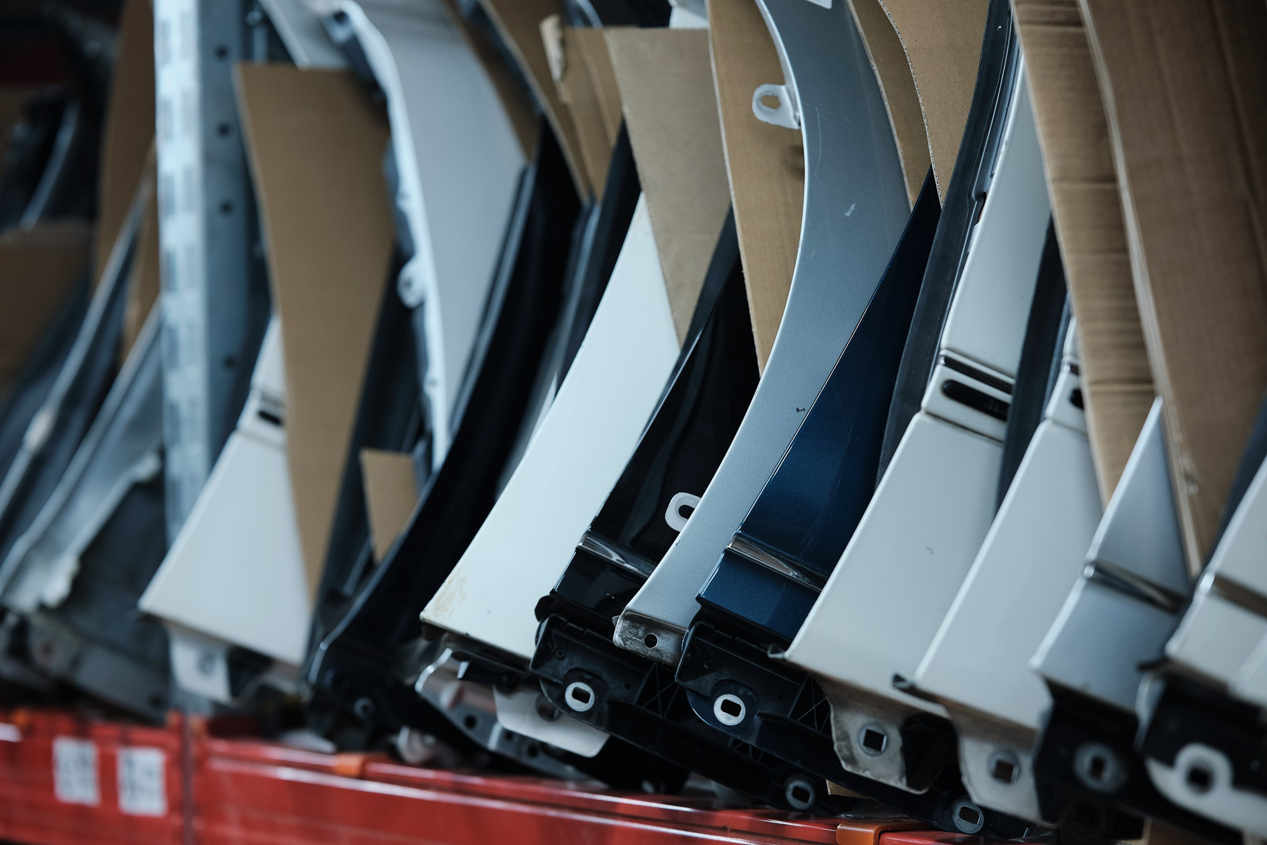 «Крыло переднее левое Mercedes-Benz W213 оригинальная кузовная деталь»«Правая дверь Mercedes-Benz E-Class W213 с заводской окраской»«Капот Mercedes-Benz S-Class W222 оригинальный, новый»«Бампер передний Mercedes-Benz GLC X253 с креплениями»«Задняя панель кузова Mercedes-Benz C-Class W205 для замены»«Усилитель порога Mercedes-Benz V-Class W447 левая сторона»«Арка колеса задняя правая Mercedes-Benz GLS X167 оригинал»«Поддомкратник Mercedes-Benz A-Class W177 с усилителем»«Крыло заднее левое Mercedes-Benz GLE W167 с лаковым покрытием»«Капот Mercedes-Maybach S-Class W223 оригинальная запчасть»«Передний бампер Mercedes-Maybach GLS X167 с датчиками парковки»