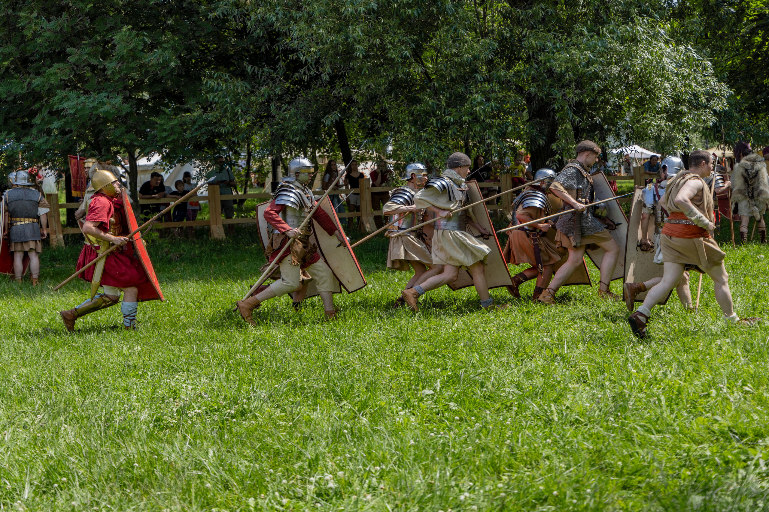 Времена и эпохи 2024. Ростокинский акведук. Площадка Античность. Репортажный, семейный и студийный фотограф в Москве Демин Алексей