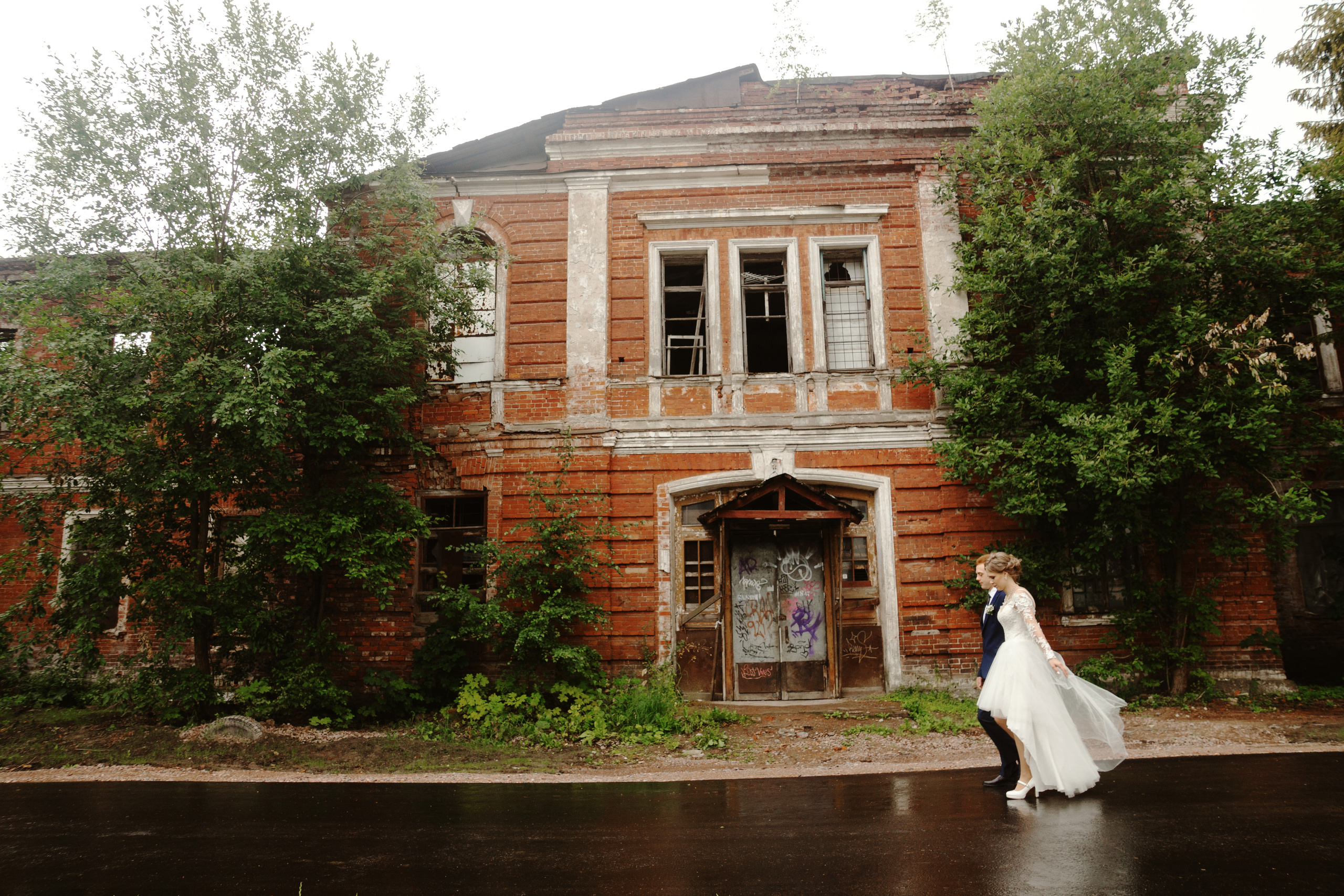 Свадебная фотография в городе Выборг. Анастасия и Семен. Фотограф в Санкт-Петербурге Павел Жуков