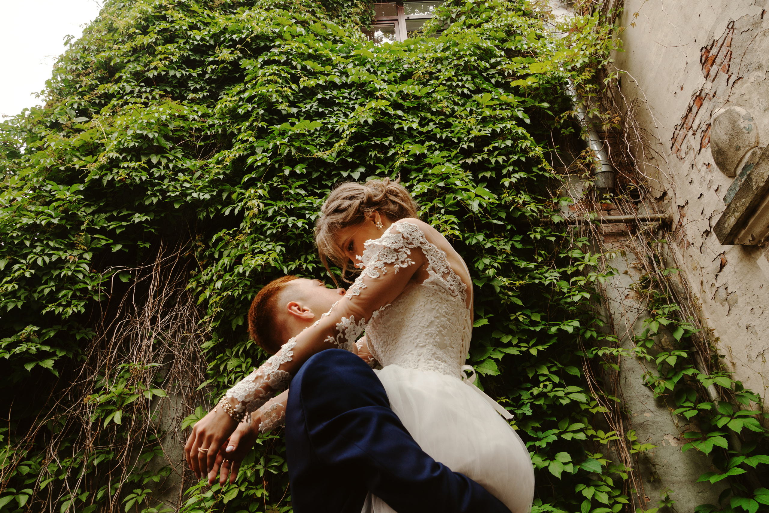 Свадебная фотография в городе Выборг. Анастасия и Семен. Фотограф в Санкт-Петербурге Павел Жуков