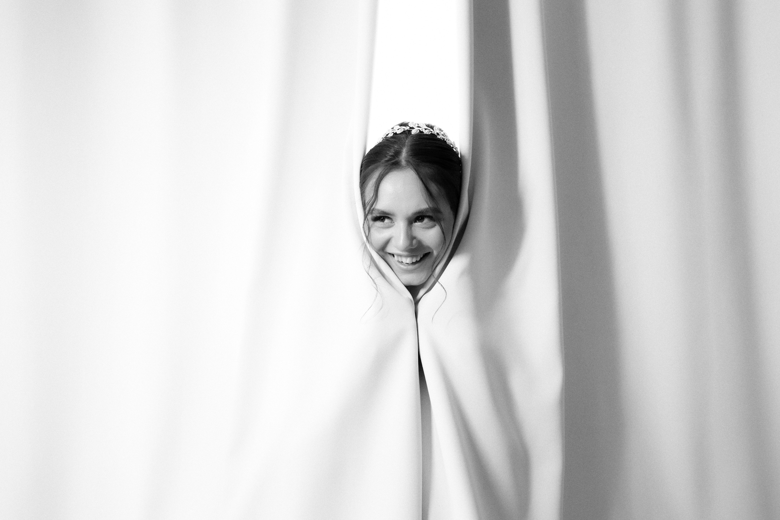 Профессиональные Свадебные фотографии в Самаре. Креативные свадебные фотографии в Самаре. Не как у всех свадебные фотографии в Самаре. Фотограф Олег Слеб в Самаре