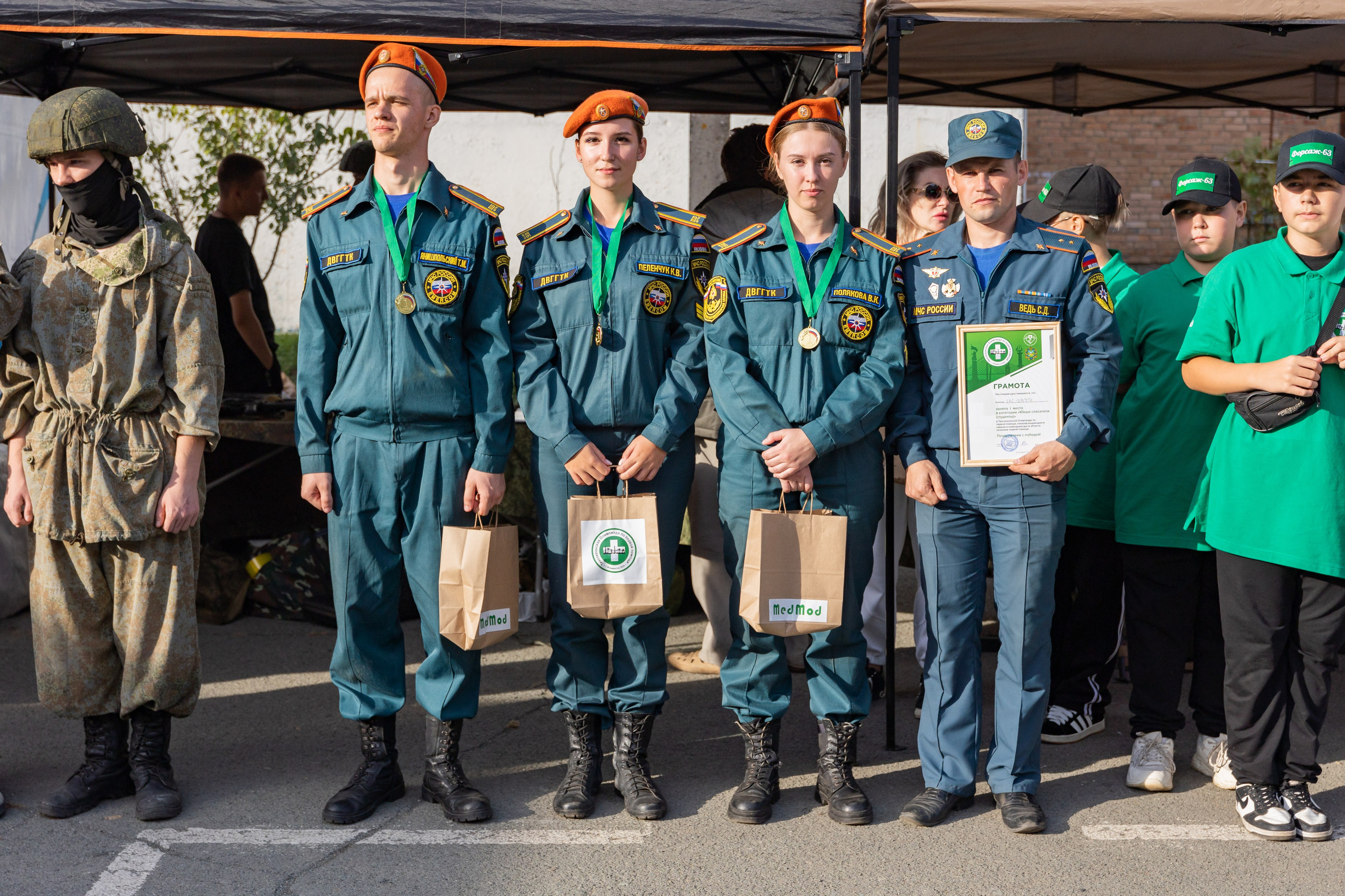 Олимпиада Первой помощи. Выпускные альбомы во Владивостоке