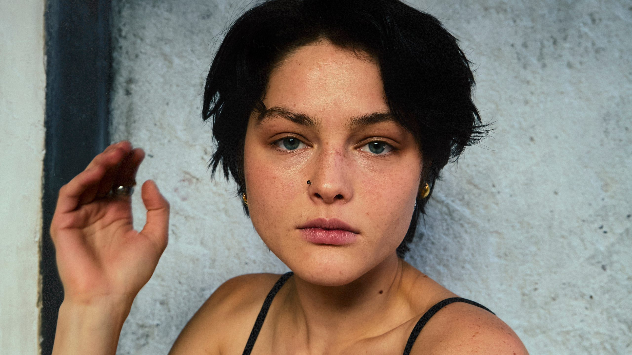 Alan (lumpenmen). Arina Kharakhashian