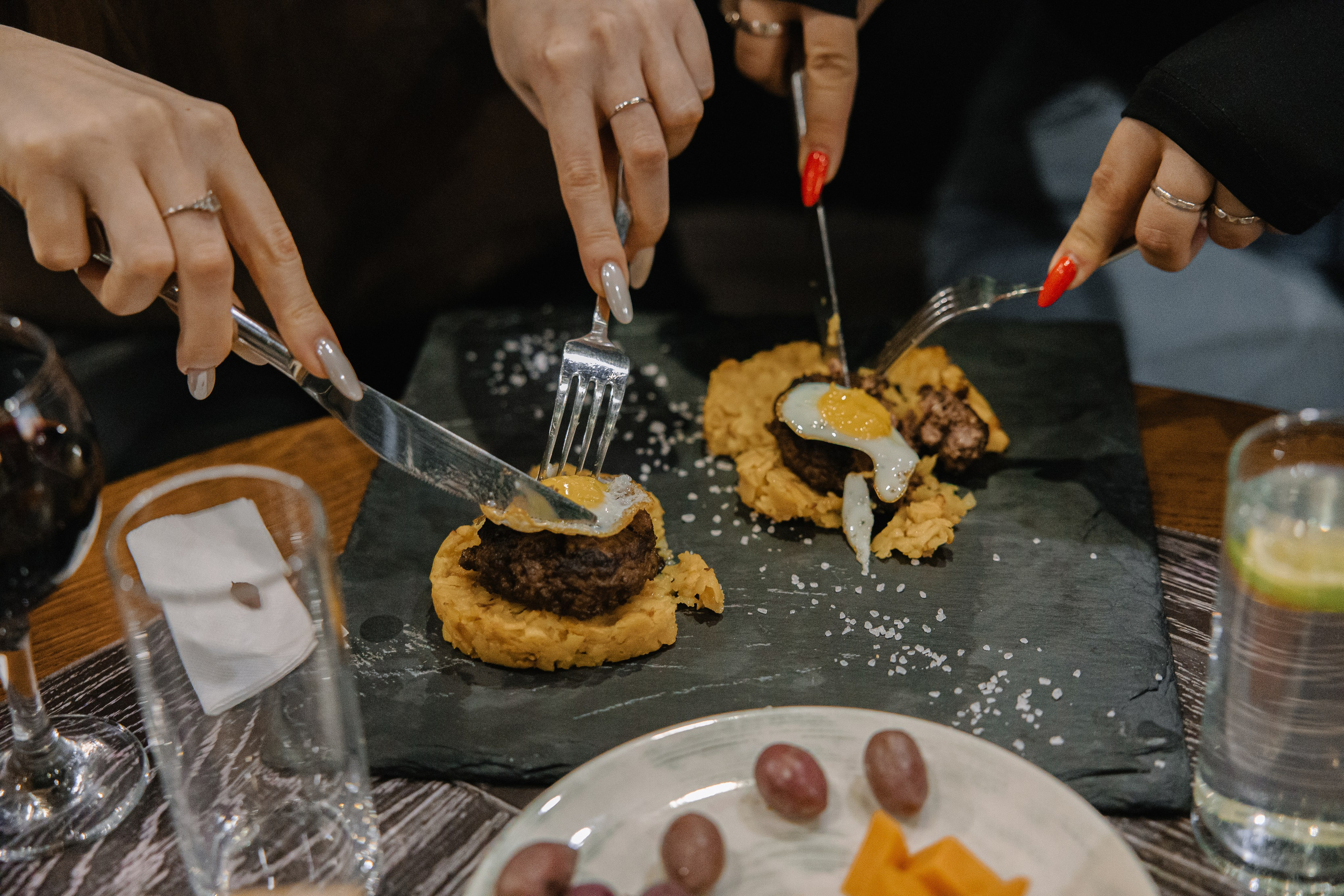 Гастроужин HEVAA «Тайны мясных шедевров»