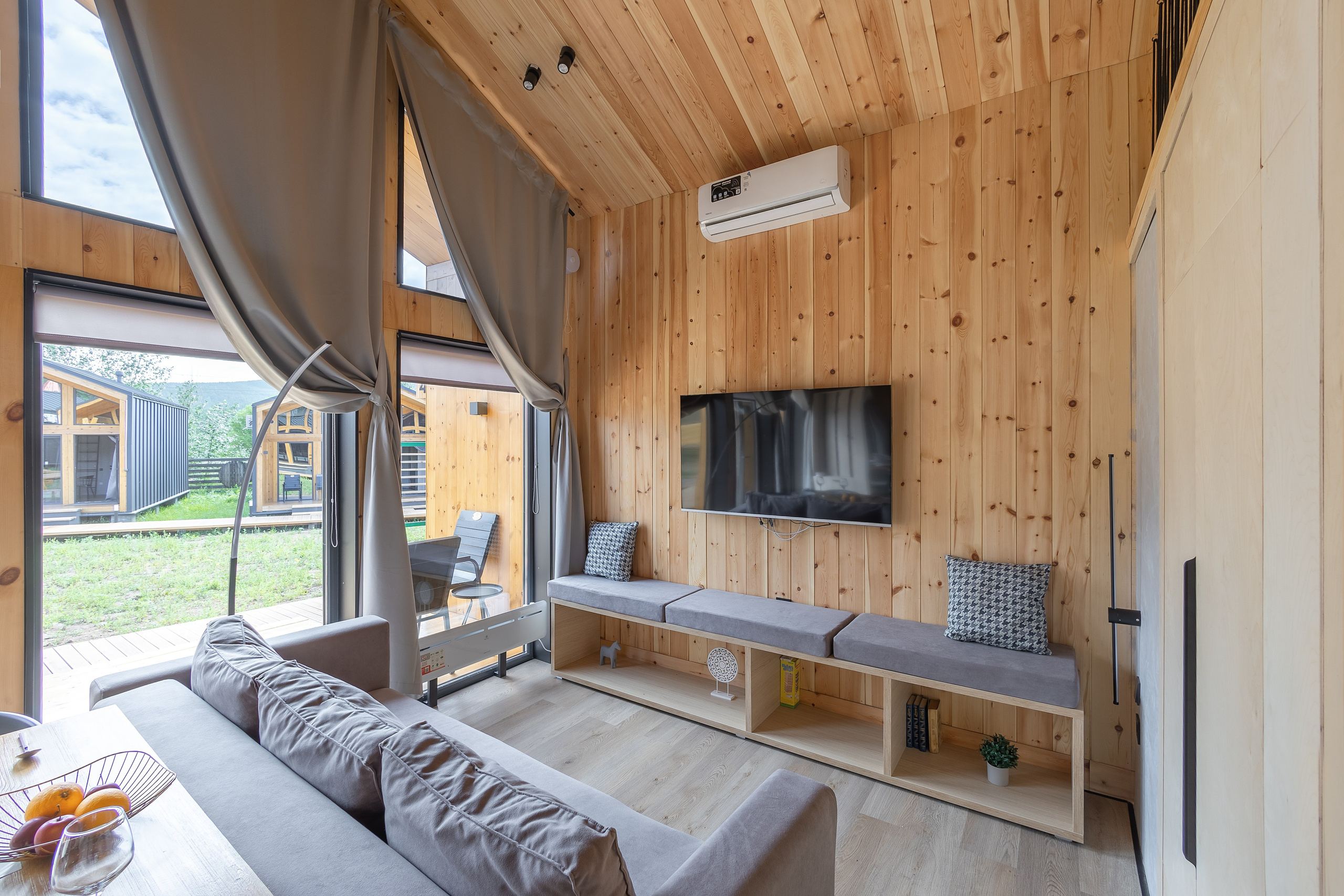 Номадик. Фотограф и видеограф в Улан-Удэ: Аюна Габагуева и Артём Шаханов