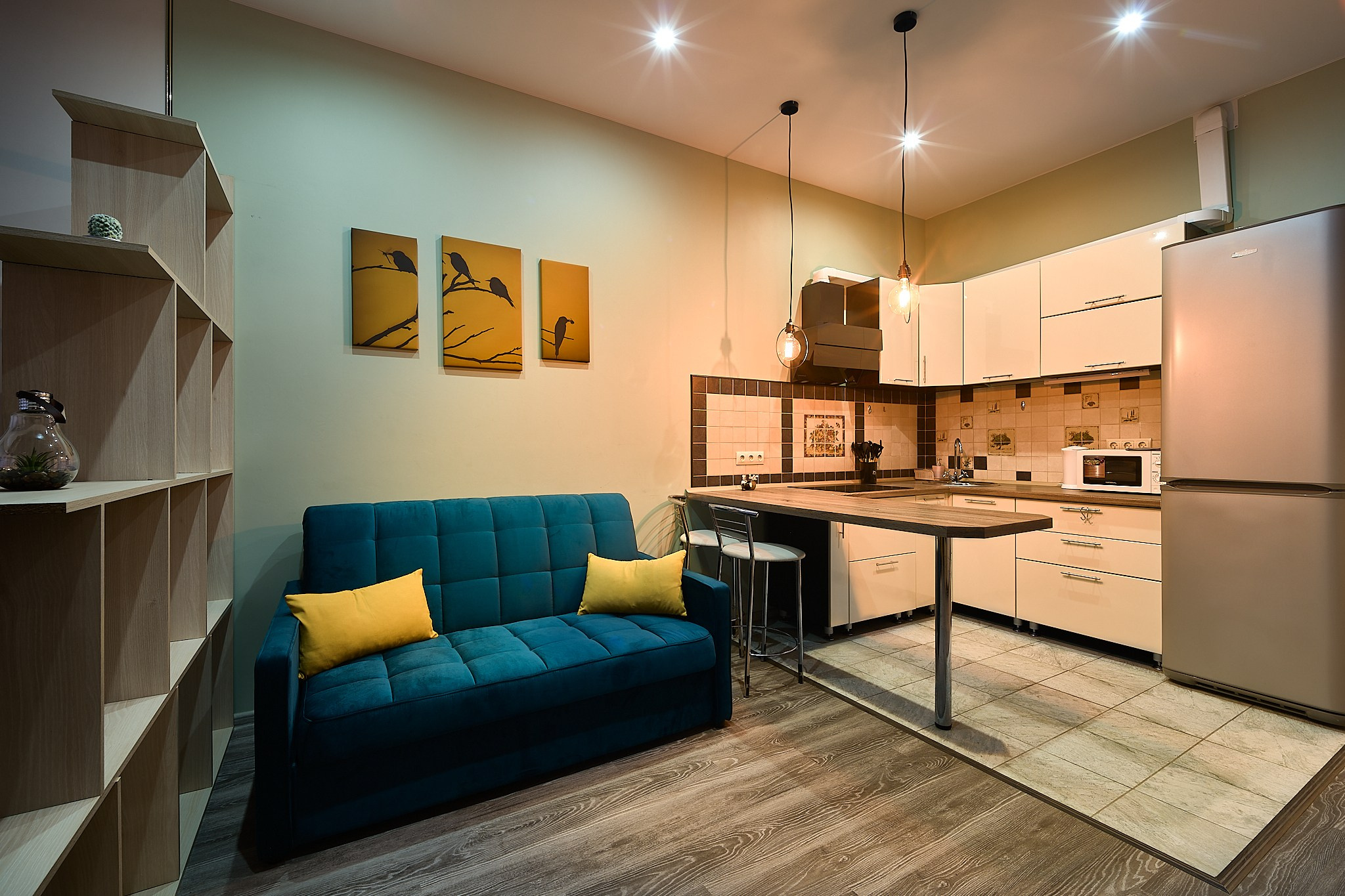 Однушка для посуточной сдачи. Заказчик — АН «Борисов». Главная