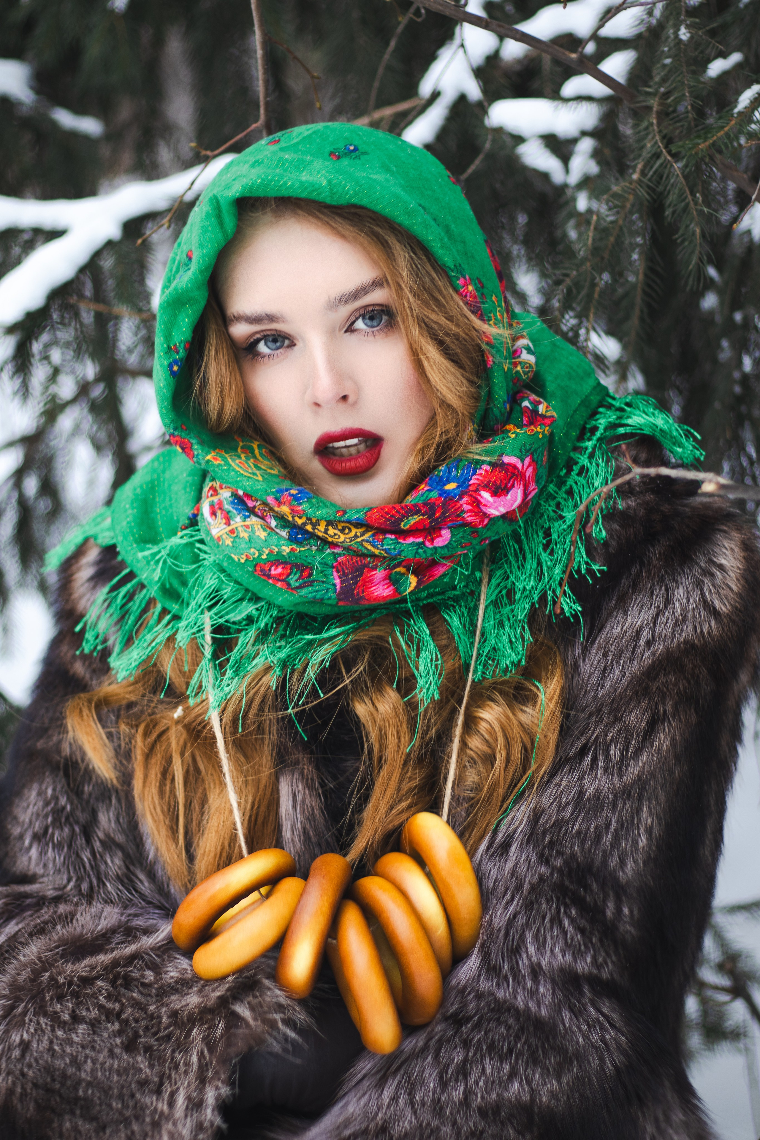 Юля съёмка в стиле Russian Girl. Анастасия Головерова фотограф Новосибирск