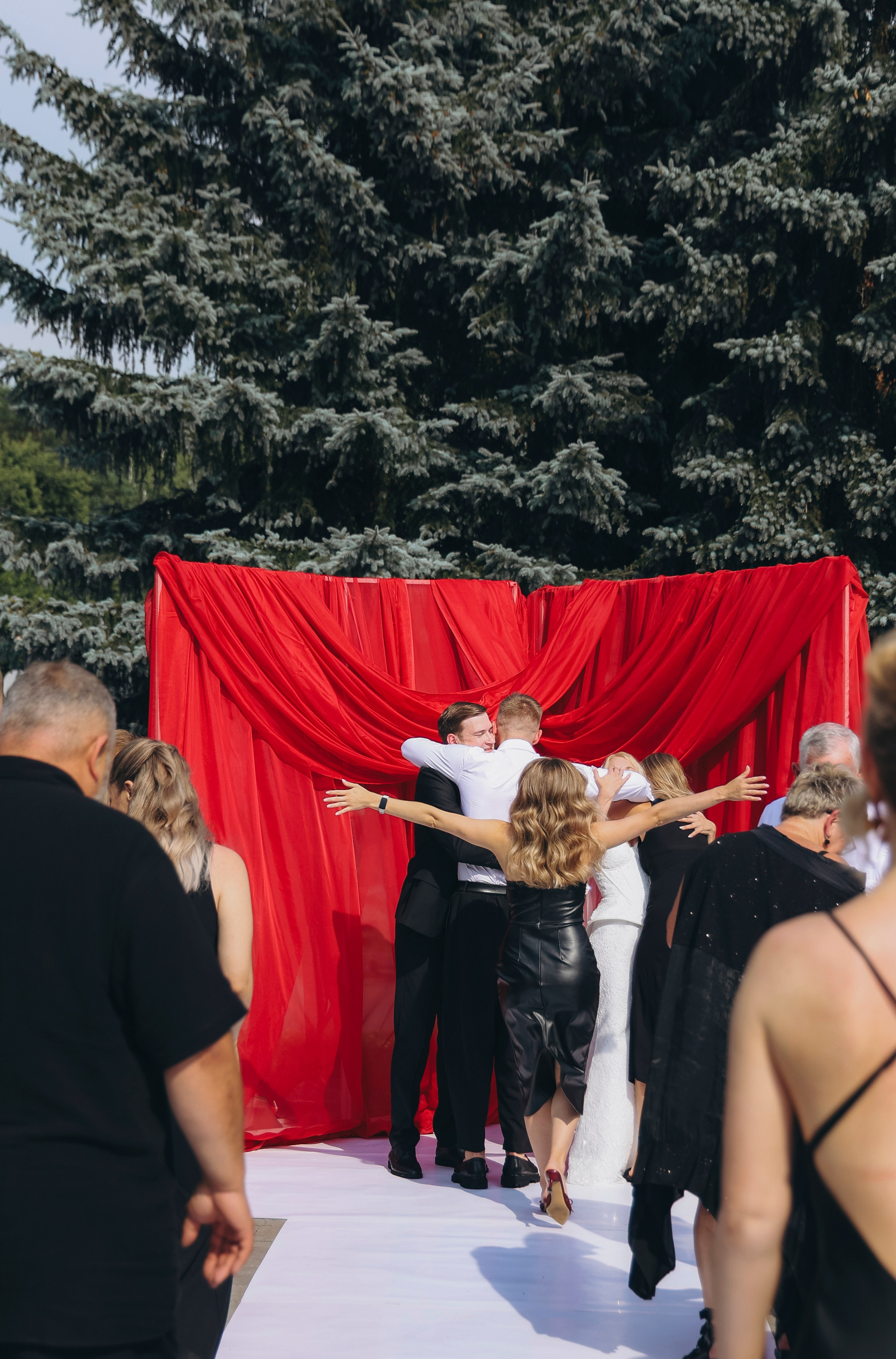 Свадебная фотосессия выездная регистрация